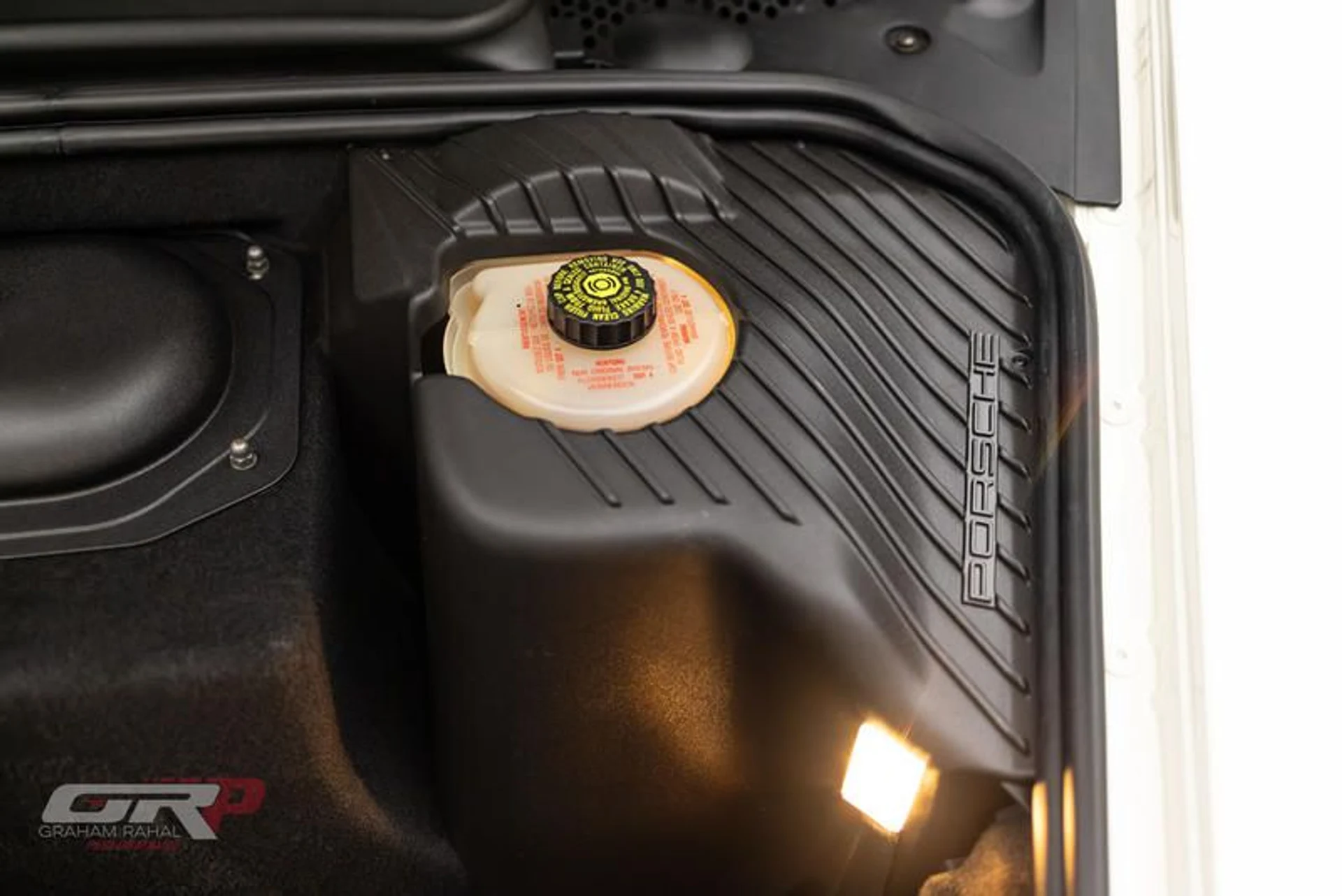 mph049_241666609_DC_6_D1_E8_A_DF_32_40_B8_B0_DB_20_F6_DDC_35_DA_0_091093b522