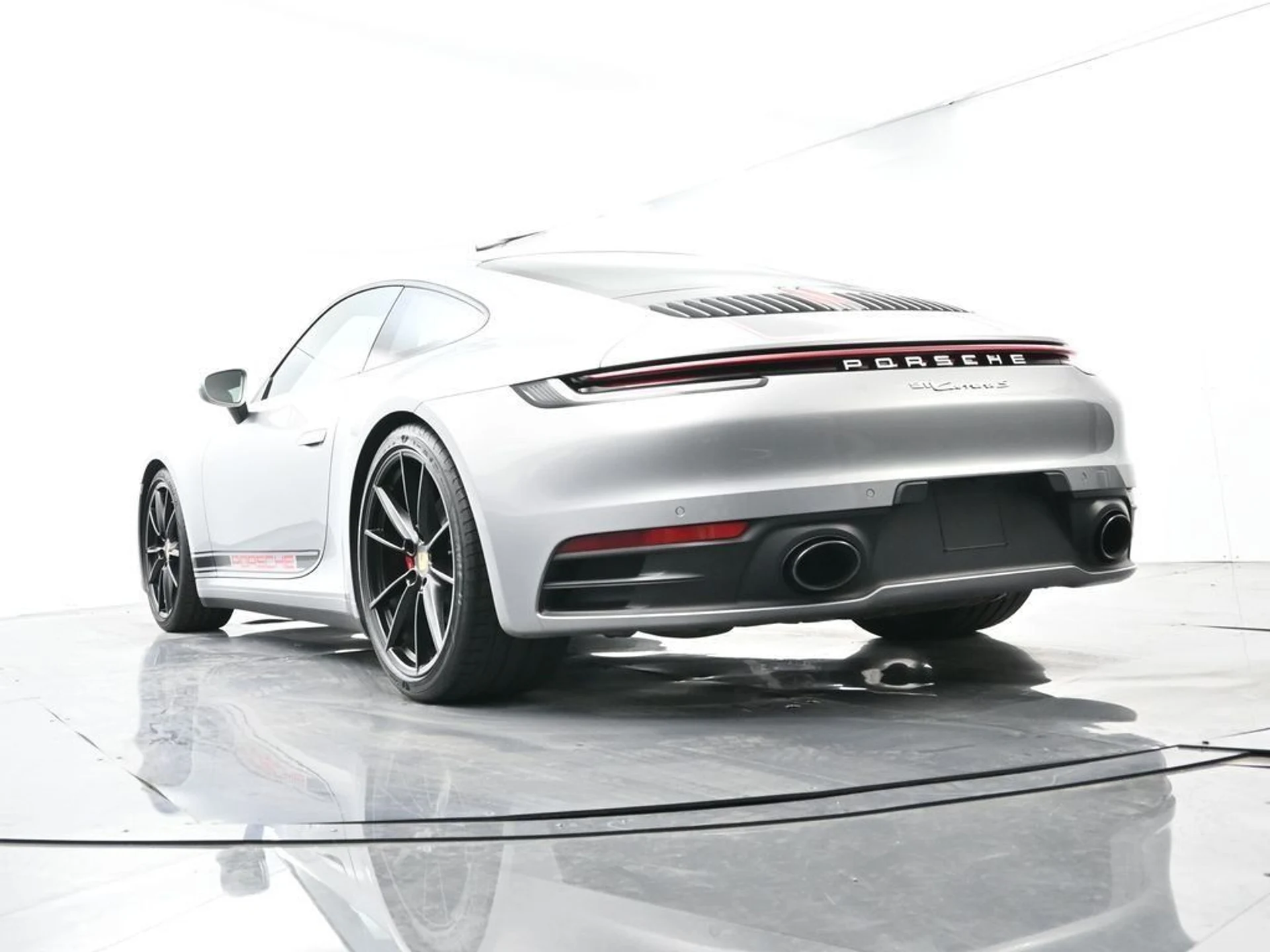 mph049_2422789847_b93fc9e1eb16fae5bc1ca3e1926b9779_6d0f20e61e