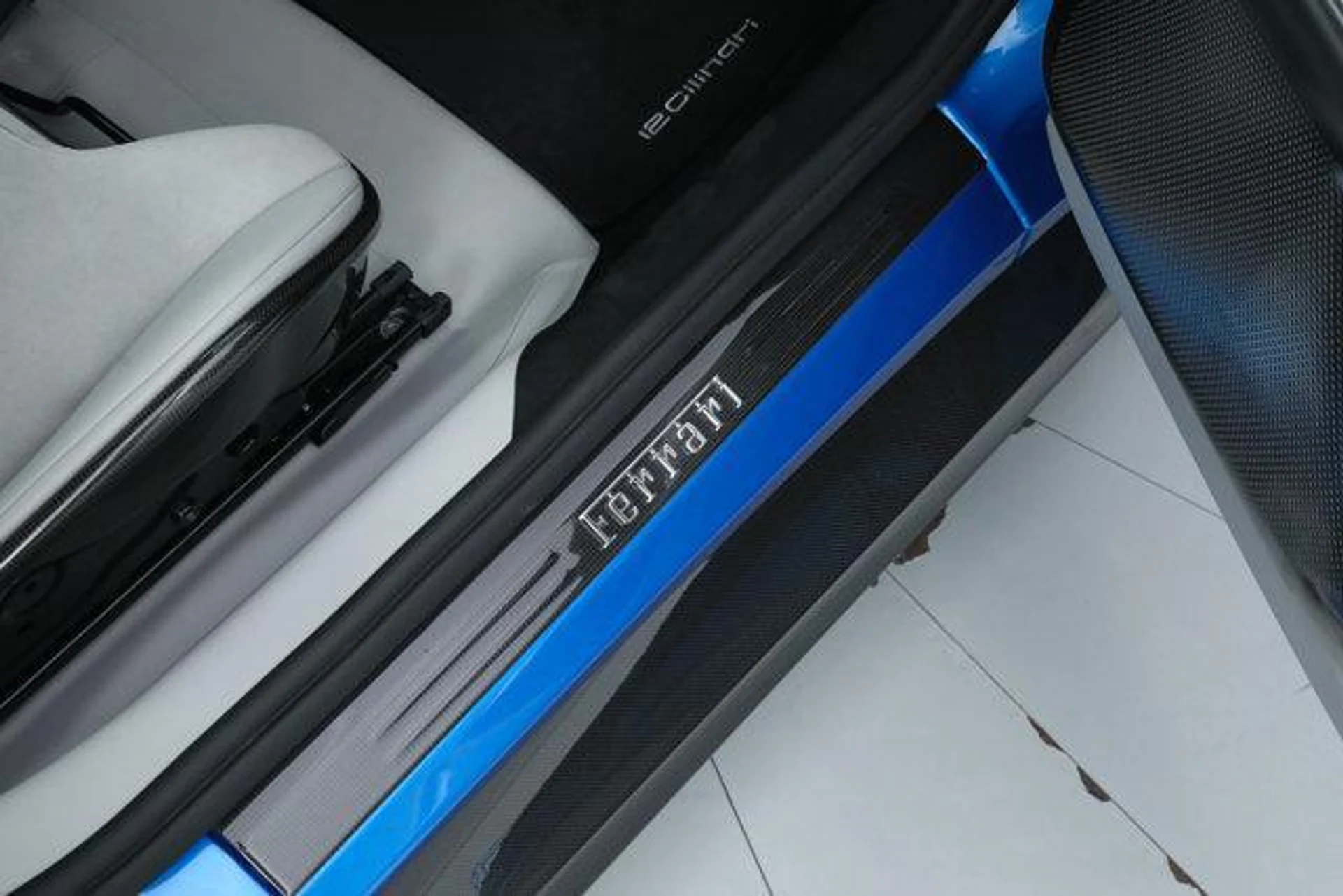 mph049_2433543447_l_M_Bktd0_AG_2_T0_Dg_J1_Op_B_Cj_N_Xw7_KU_39bdeefa81