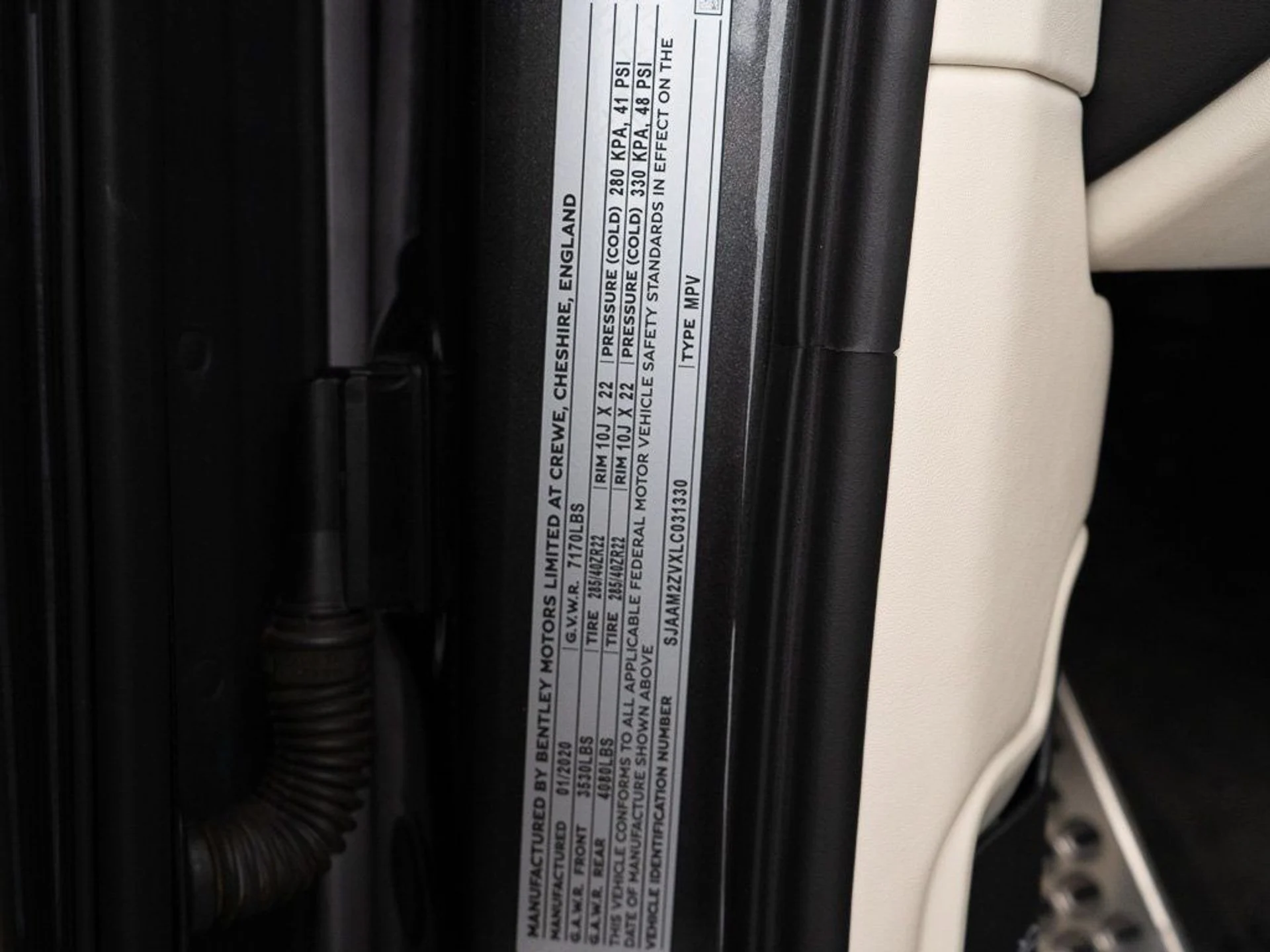 mph049_2434028164_b8370b10f60a40d741ffd6487ad8ec61_4c4ce19490