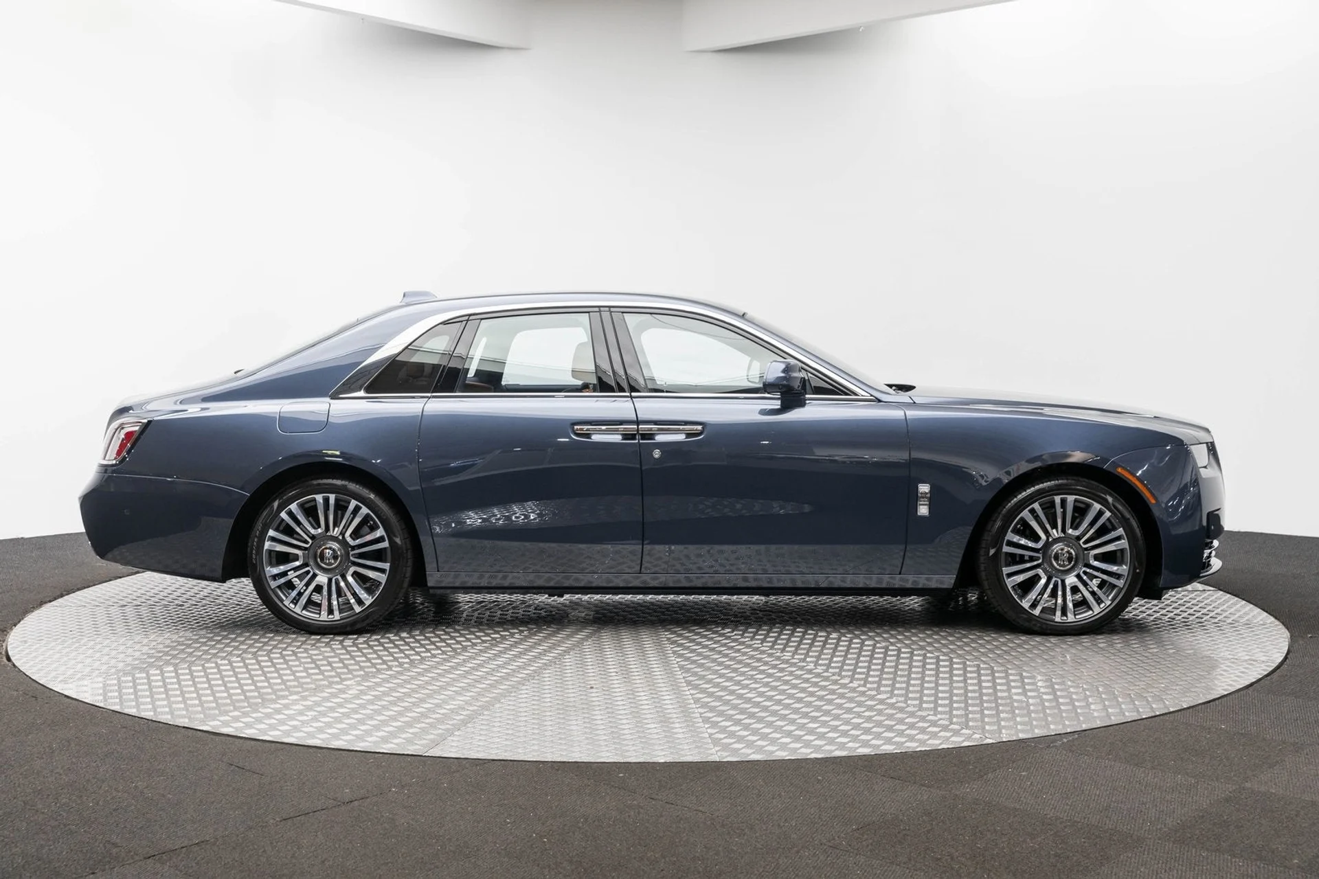 mph049_2436405809_50_de9d0e5f7e