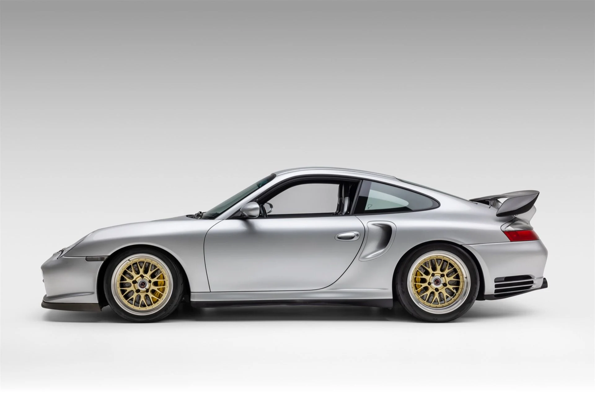 mph049_2460683056_13475_p50_l_442970fd78