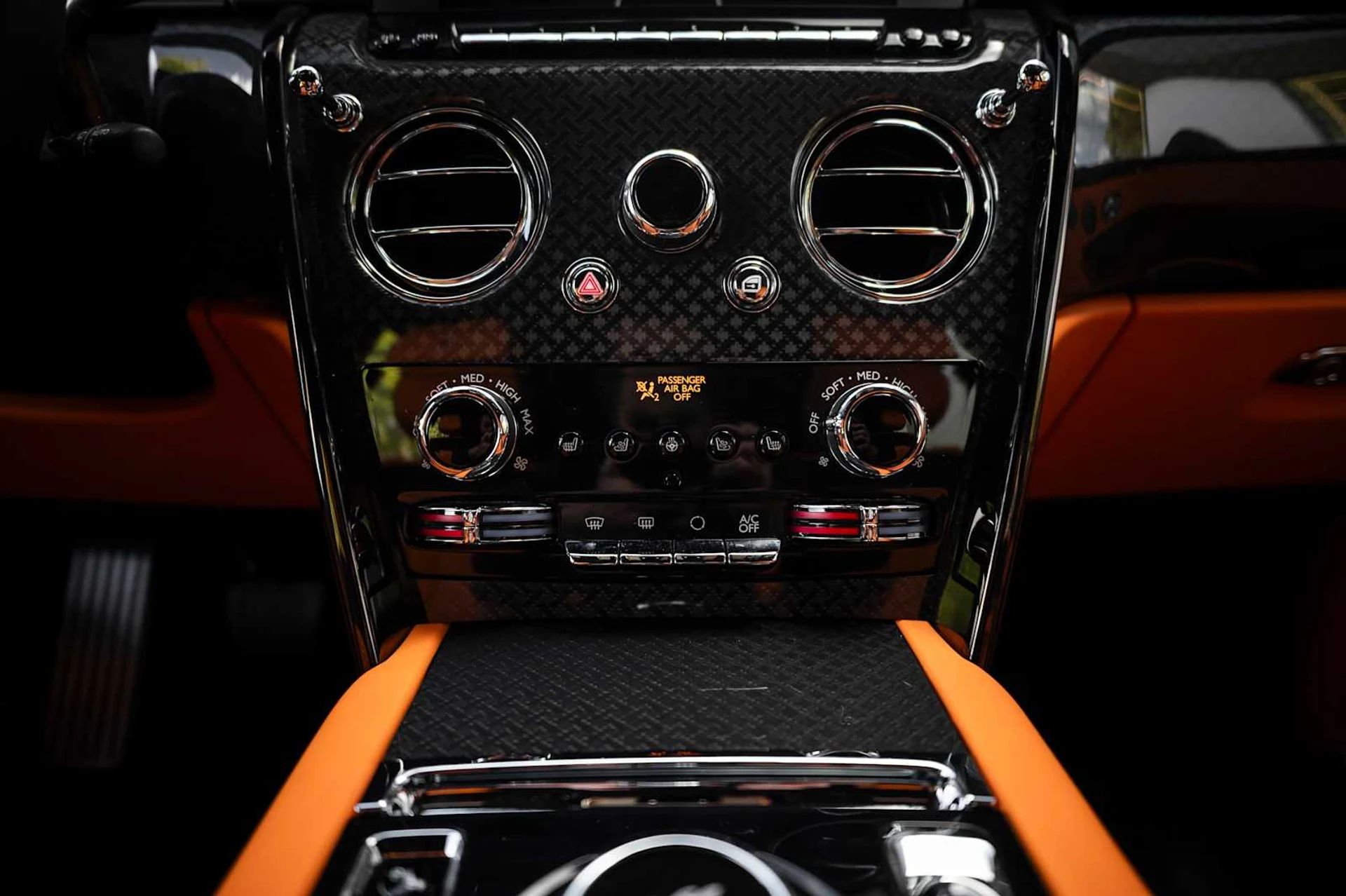 mph049_2472323552_5c73d068f2b505b0a7f1a43fae9c93acx_87fdebd53e