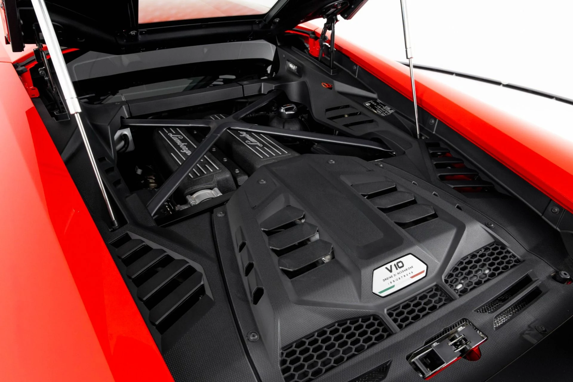 mph049_2494215147_Used_2021_Lamborghini_Huracan_EVO_1762806474_f38f6425e6