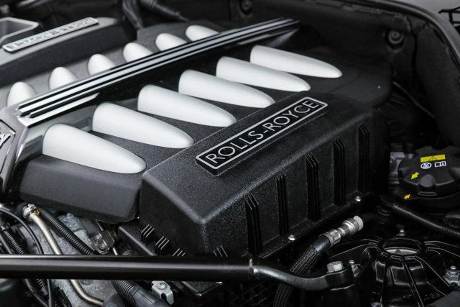 mph049_2498197719_zl_W8_GXD_4s0whhp_Vx3_B_Oeq8h_D_Wmc_e187a74895