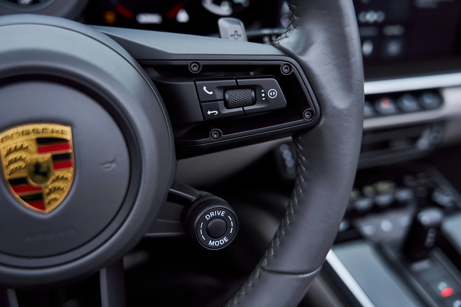 mph049_252285063_Used_2021_Porsche_911_Turbo_S_1767217480_7b17a95d43