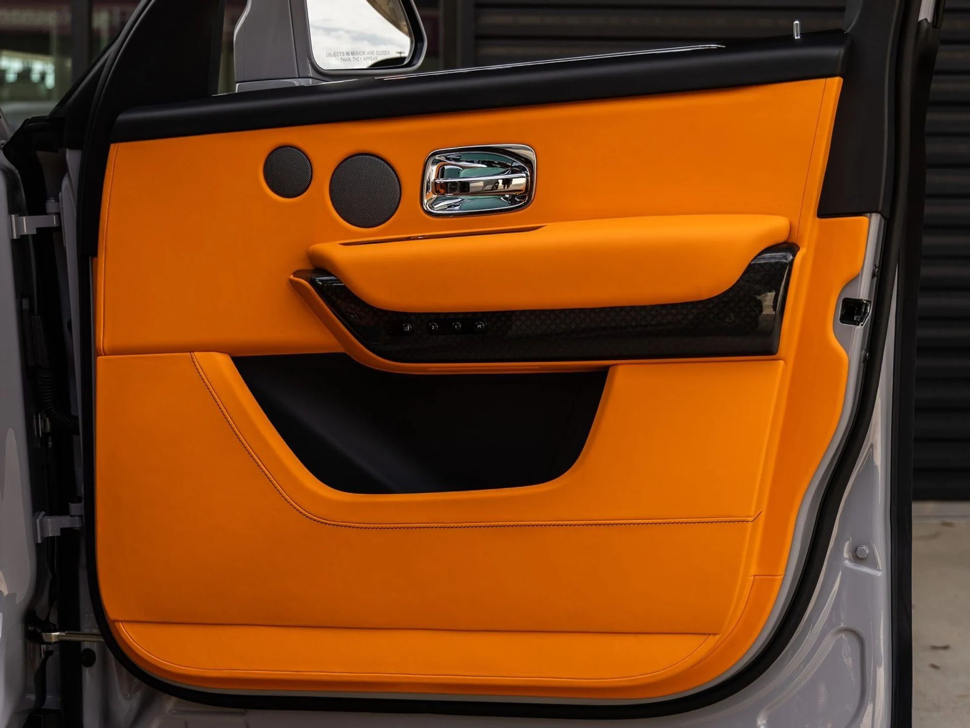 mph049_2525906453_50_05686ad3bb