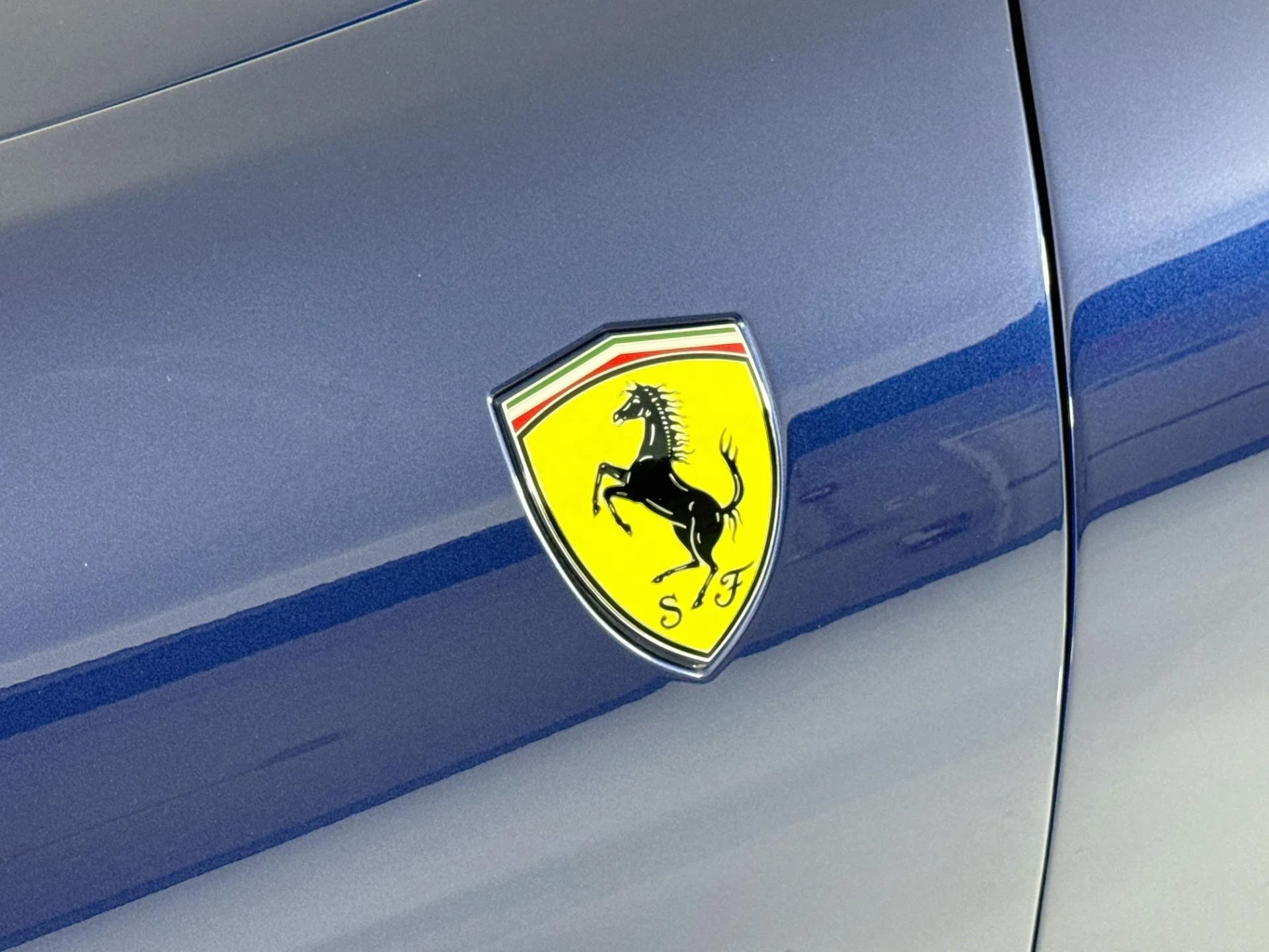 mph049_2532791836_Used_2021_Ferrari_Roma_1793401480_334cee7a67