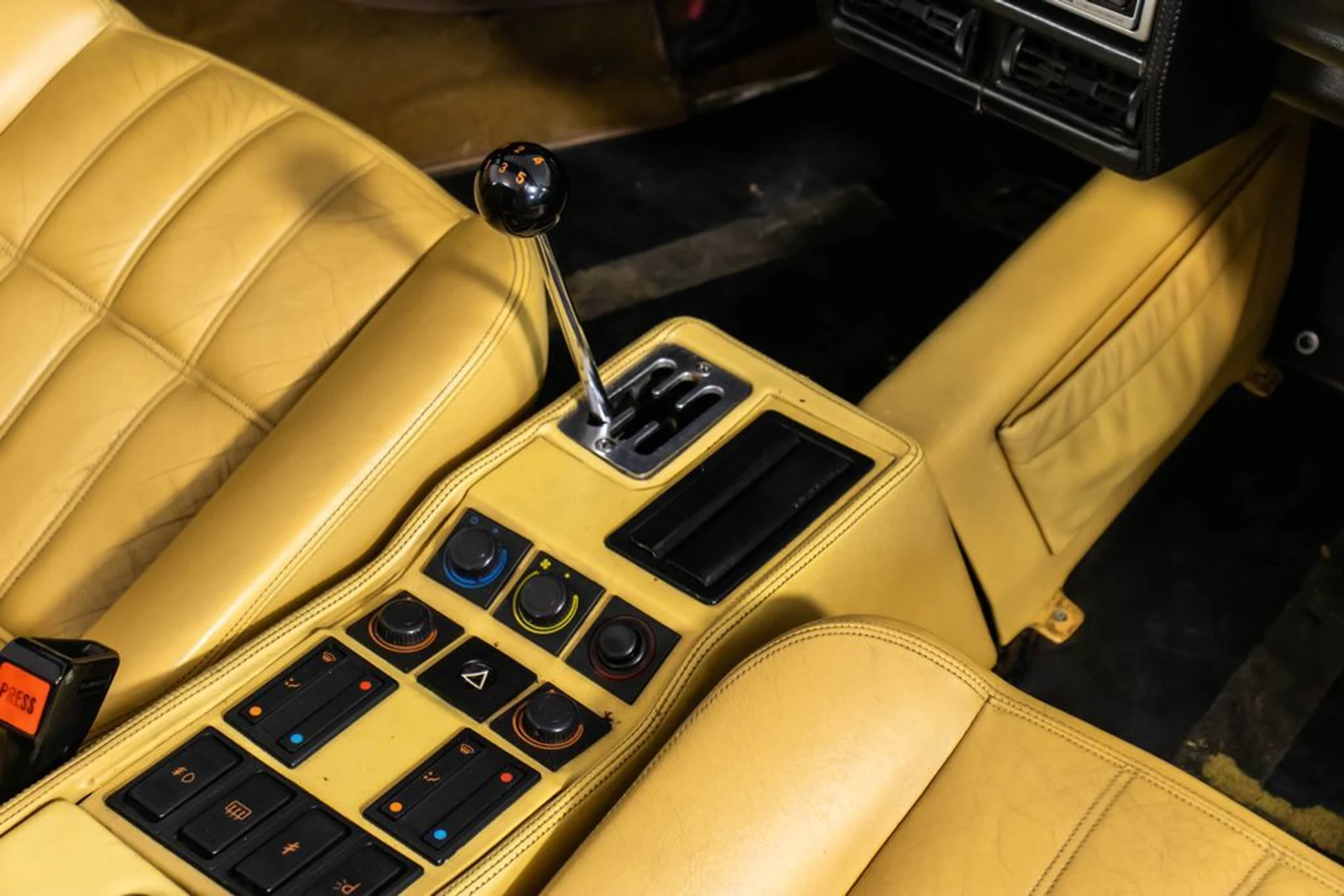 mph049_253285319_21c3ca970486763693194c705ecde63dx_08ffbfbc77