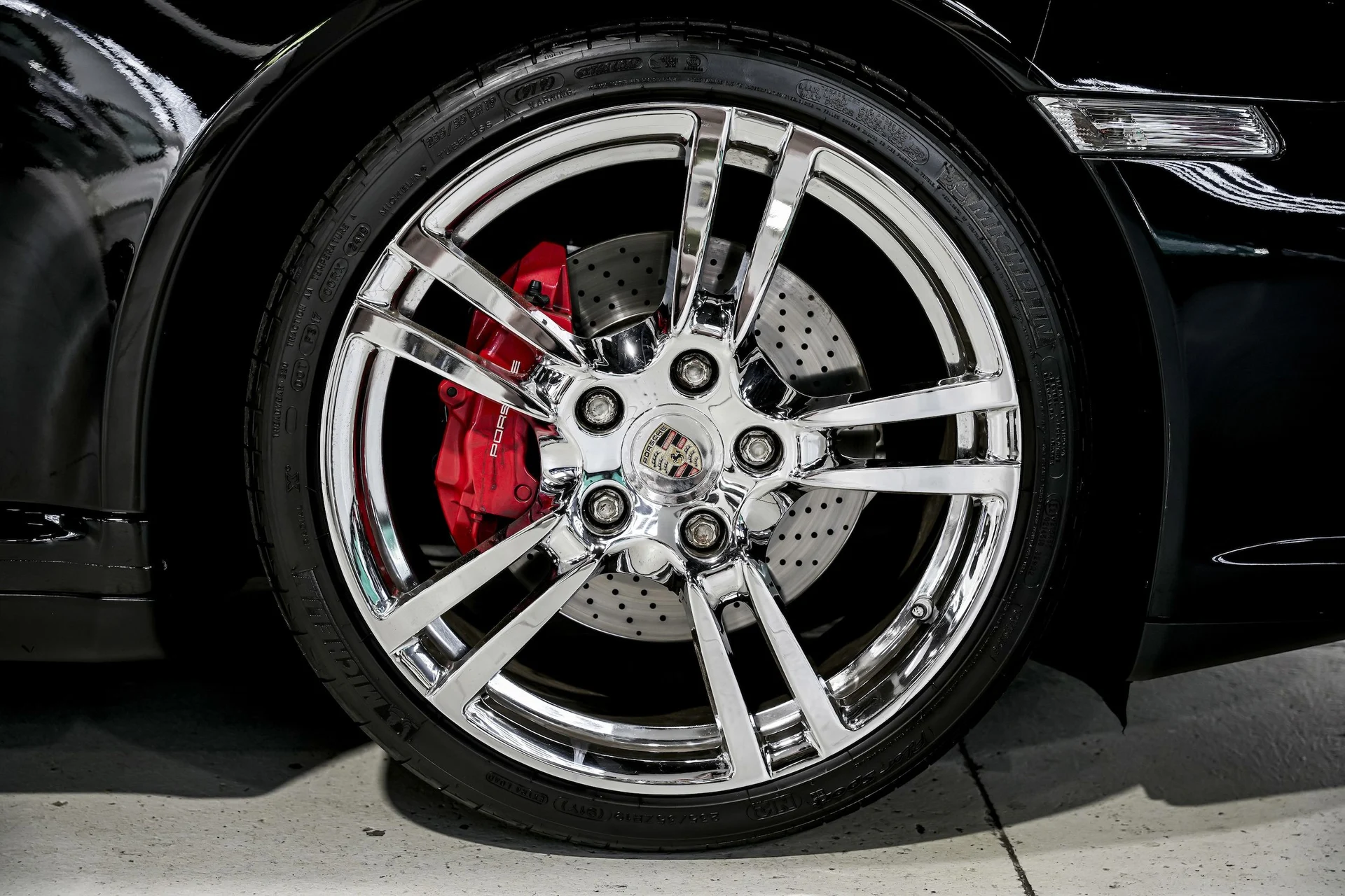 mph049_2533476218_38d713230618fe21296e3023d4a3ccd1x_0c6b34b41b