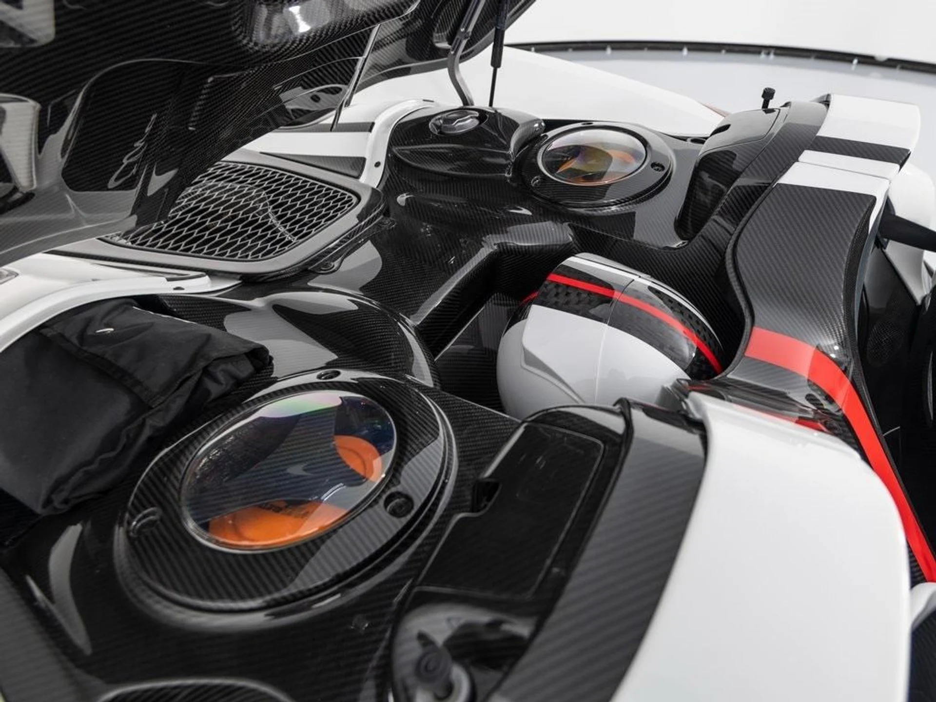 mph049_260398902_55aea14f62761d825f765a6d21826891x_3a24656f9d