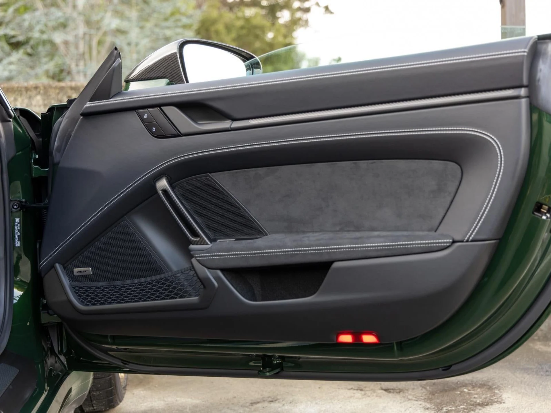 mph049_2605451529_50_c715ba20e0