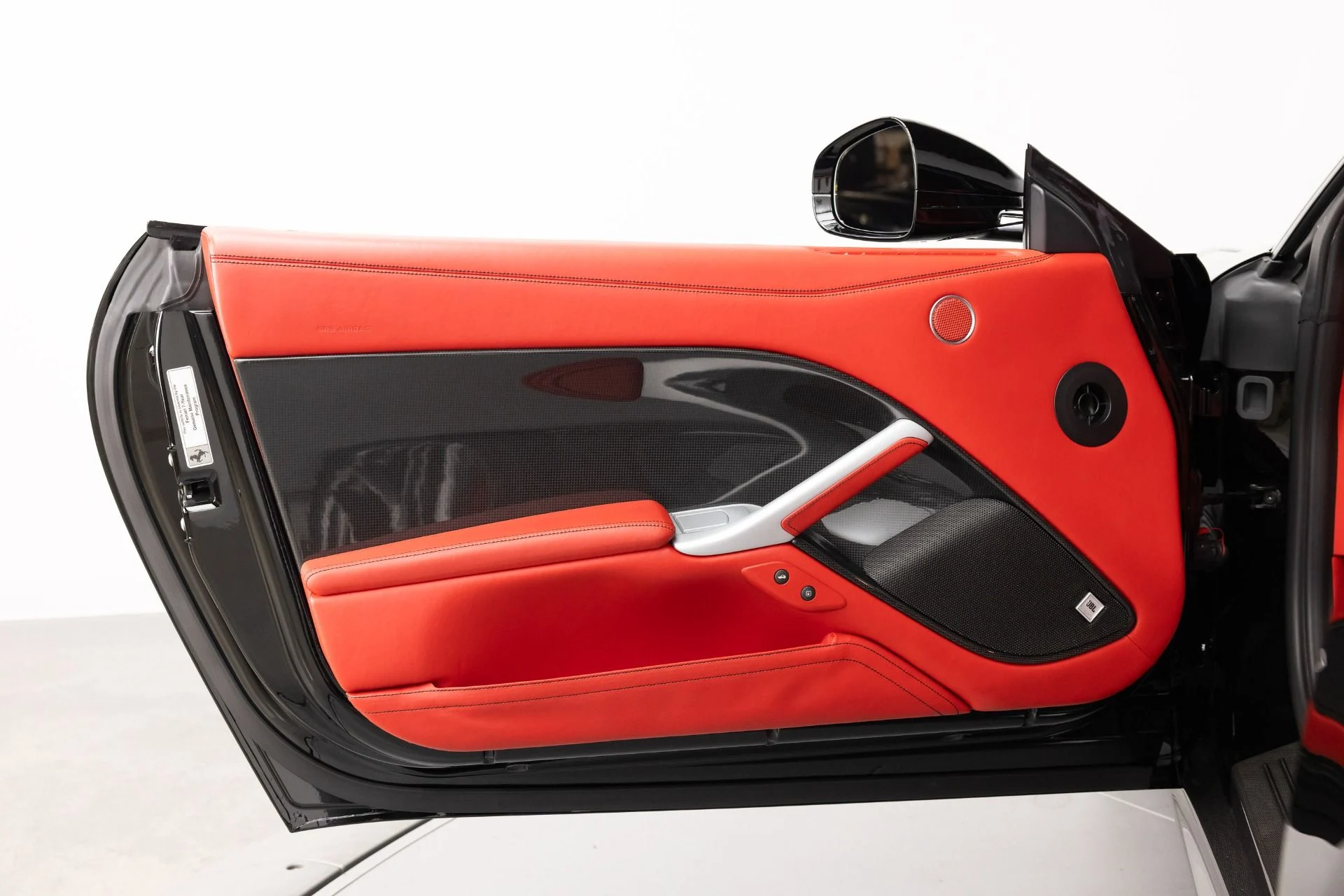 mph049_2618066638_Used_2014_Ferrari_F12berlinetta_1784559433_c409be3fbc