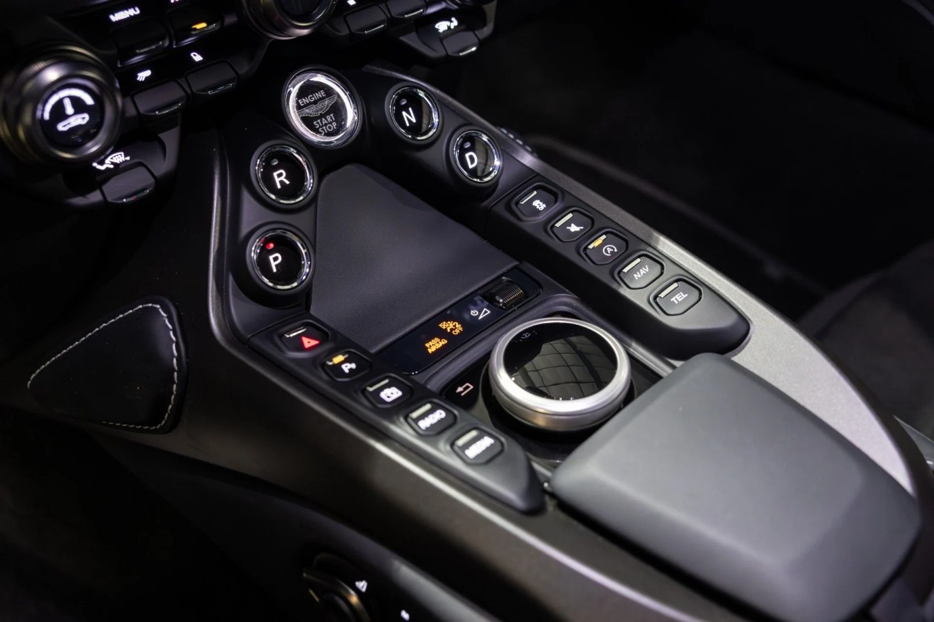 mph049_2642045109_Jw_9b06c2504c