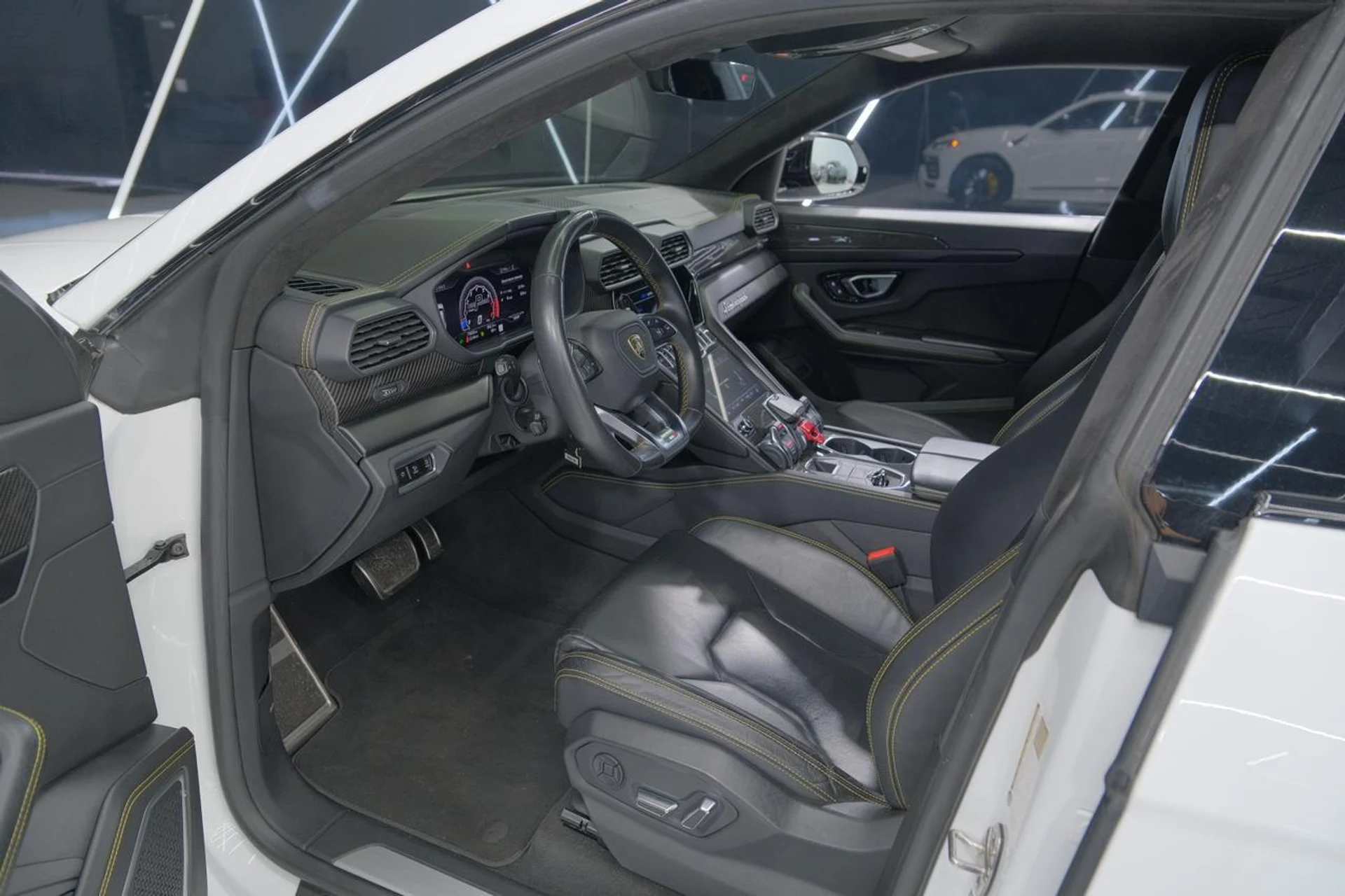 mph049_2648228221_02dab9ad5c43f8737f586b1af4b9277c_06cdbda2ed