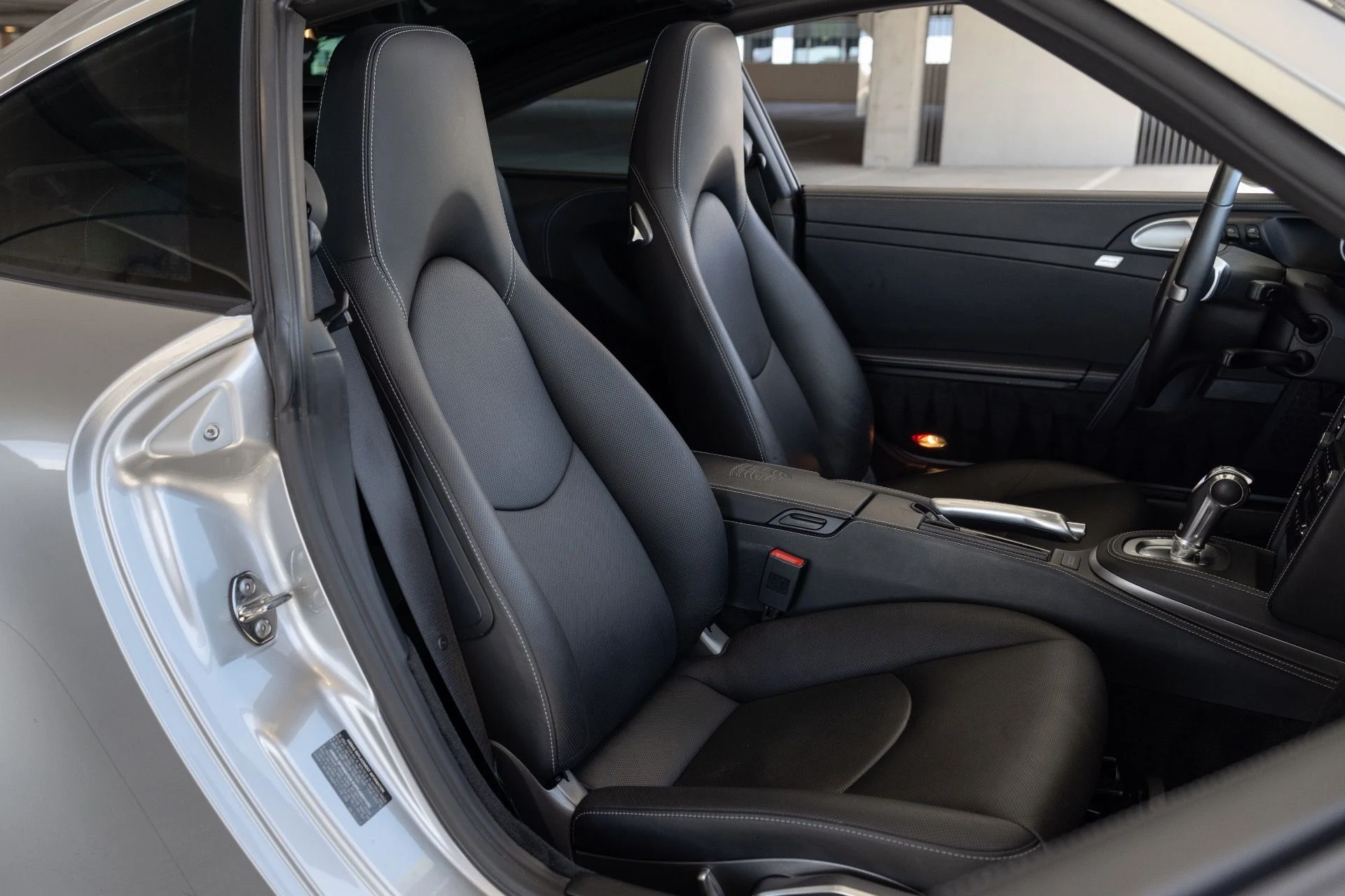 mph049_2656990311_Used_2010_Porsche_911_Targa_4_S_1775765317_1893eec76f