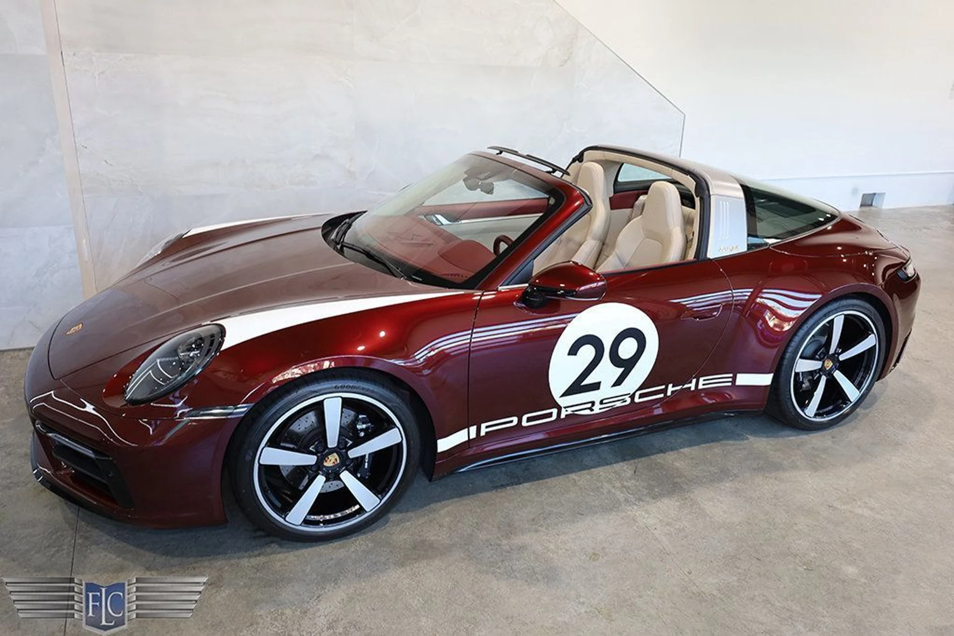 mph049_267052367_used_2021_porsche_911_targa4sheritagedesignedition_9689_22967644_50_1024_9197409ec7