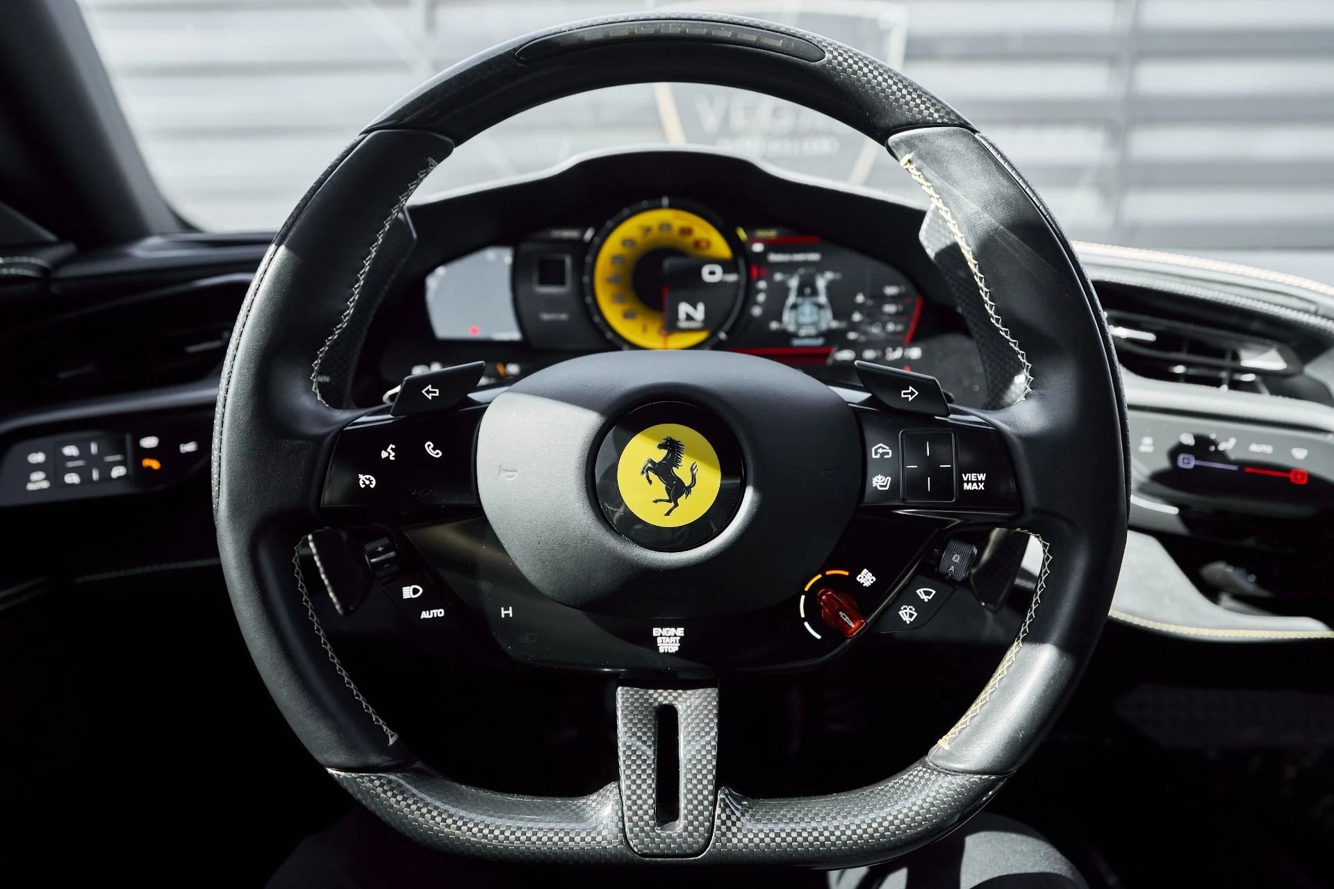 mph049_2673289945_Used_2022_Ferrari_SF_90_Stradale_Base_1762462415_f1d80367d2