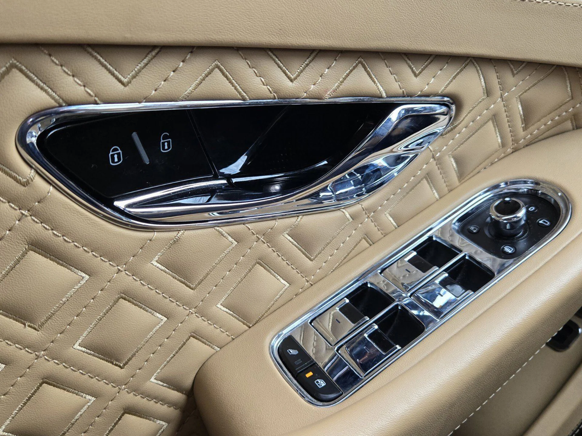 mph049_2674185254_afa22e2ed2039f8c9d068c252f38458ax_1f878515c7