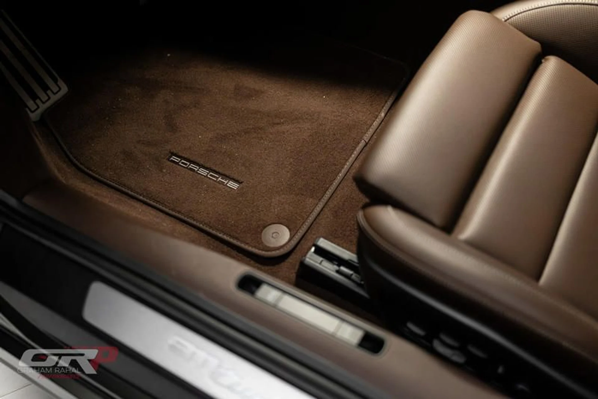 mph049_2688384899_0_BE_94803_073_F_4_C5_E_A3_B6_8_B56_E4954_B24_ce22e938f3