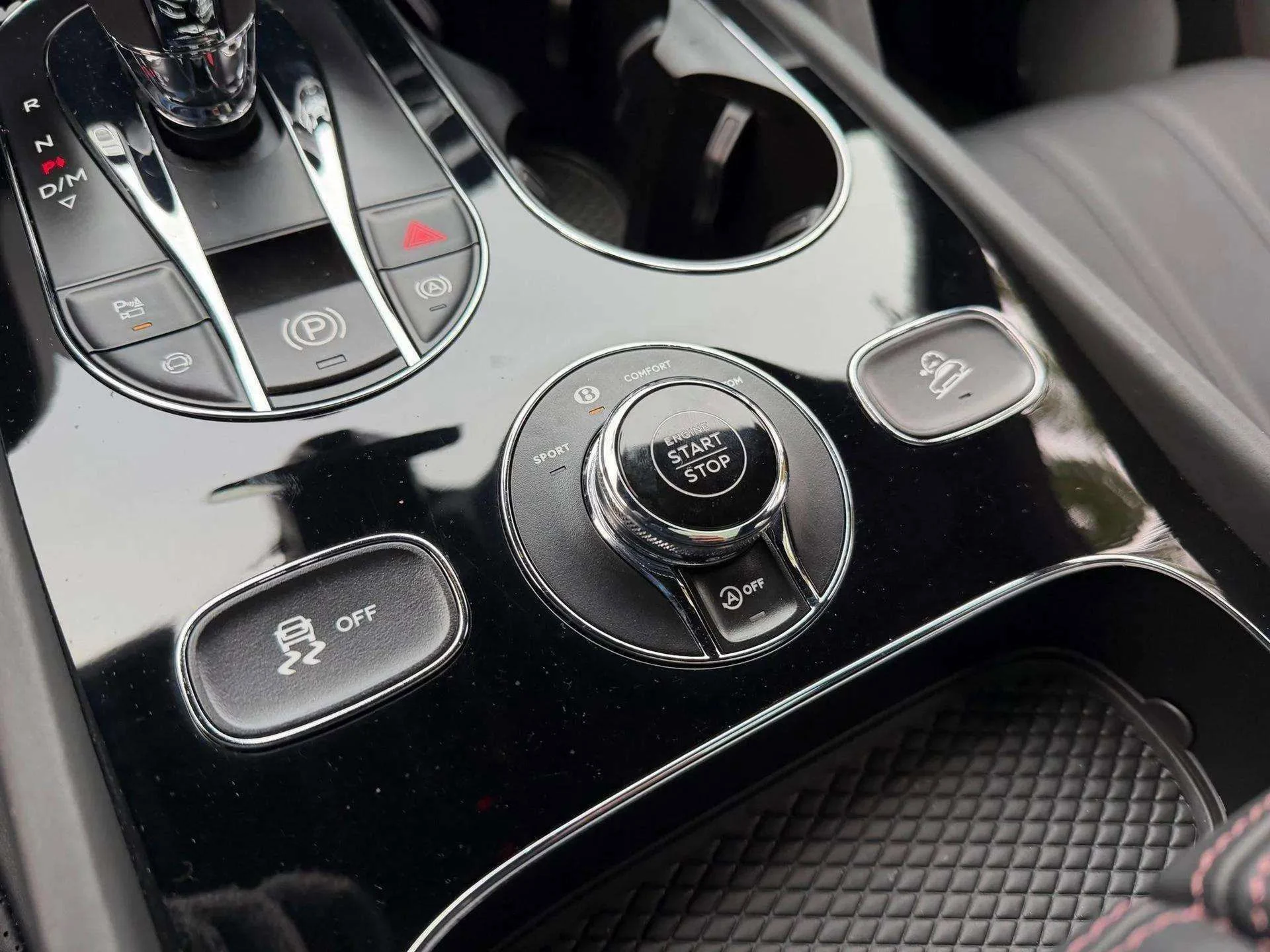 mph049_2690123735_7c5bd1d42ccf4e57b4529399499a732a_d0080c9910