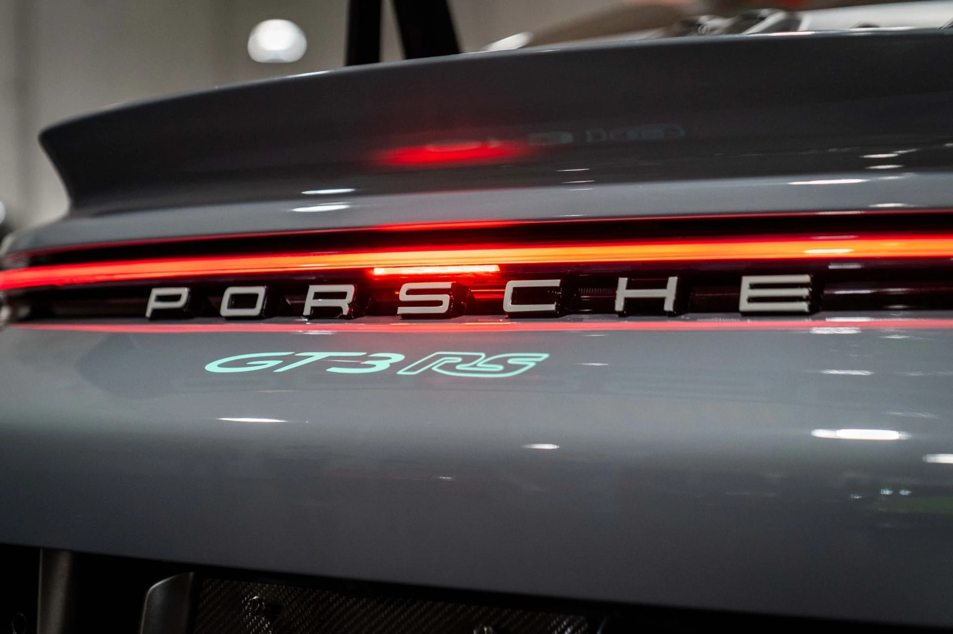 mph049_269466661_Used_2024_Porsche_911_GT_3_RS_Arctic_Grey_Weissach_Package_1768063587_95b33e76d5