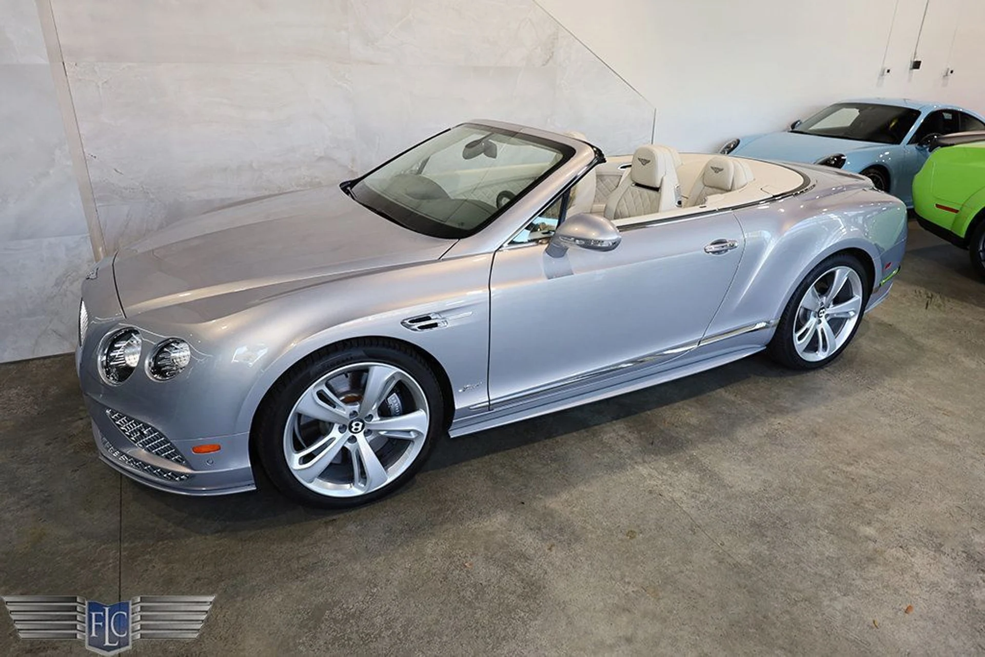 mph049_2697505616_used_2017_bentley_continental_gtspeedconvertible_9689_22985658_50_1024_59dc6334fd