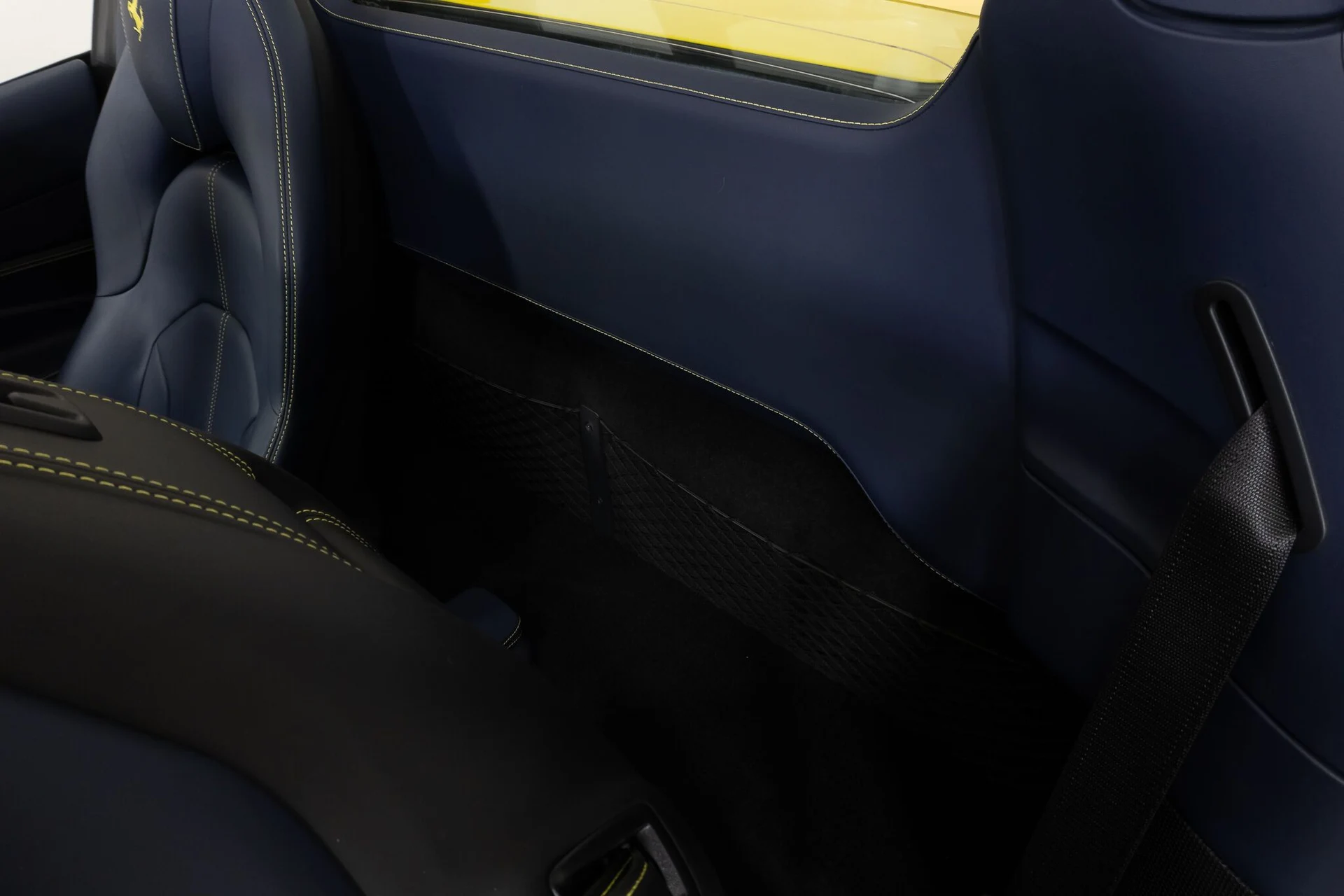 mph049_2700403988_9fe7127525104bfc3ebffe0471f3b990_76668f5336