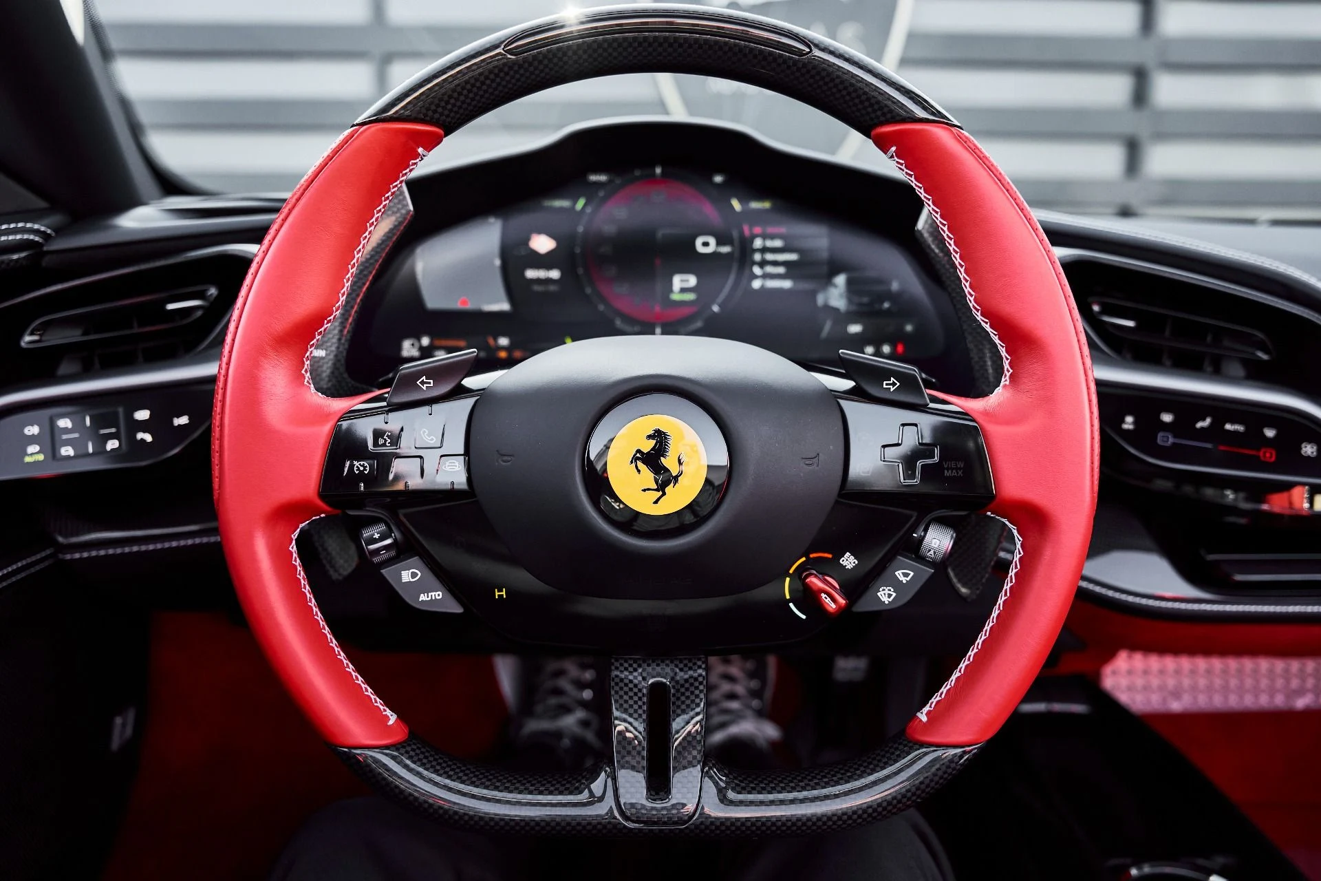 mph049_2716680118_Used_2025_Ferrari_SF_90_Spider_Base_1776876613_fa4a9c750b