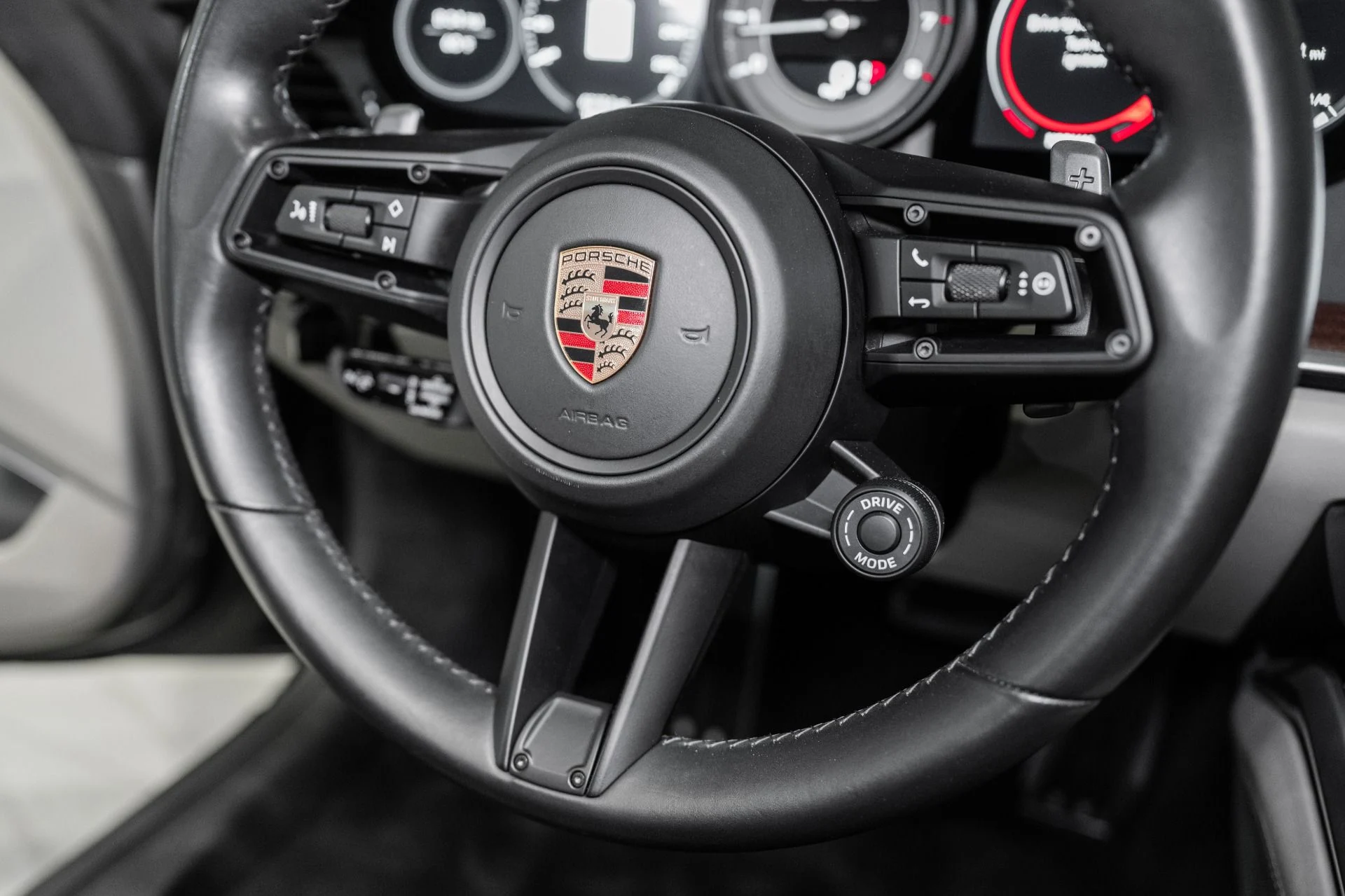 mph049_271689739_Used_2021_Porsche_911_Turbo_S_1775321937_c893630c21