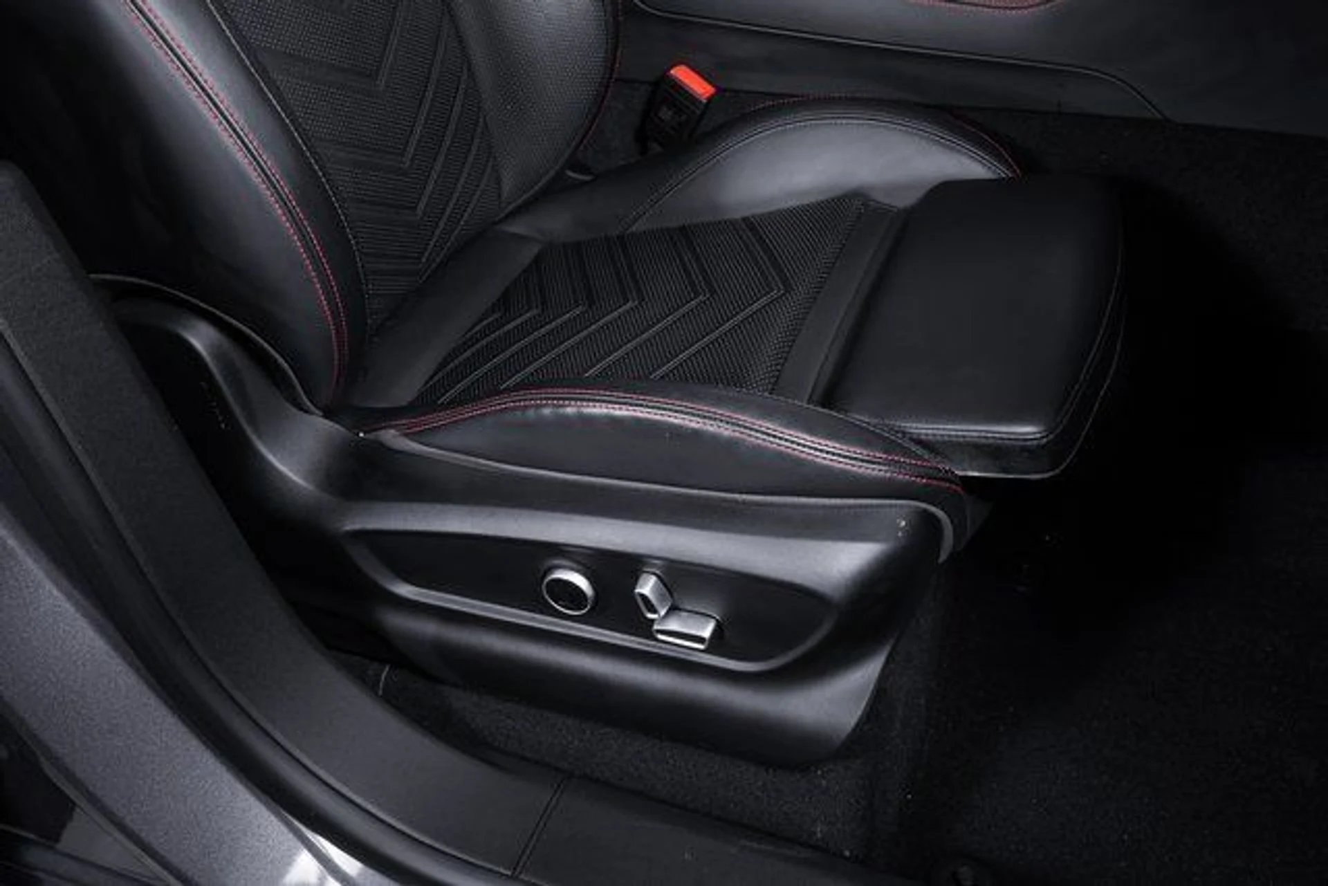 mph049_2727320846_c37047ea683094512fb4c1df03a50c75x_bf02771b45