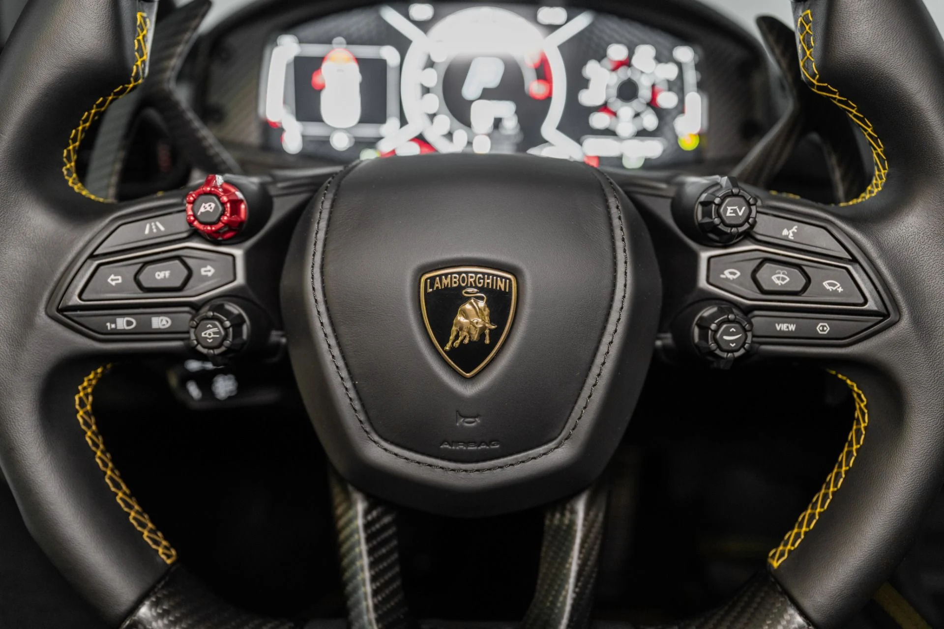 mph049_2729767365_Used_2024_Lamborghini_Revuelto_1760974280_bbeef16739