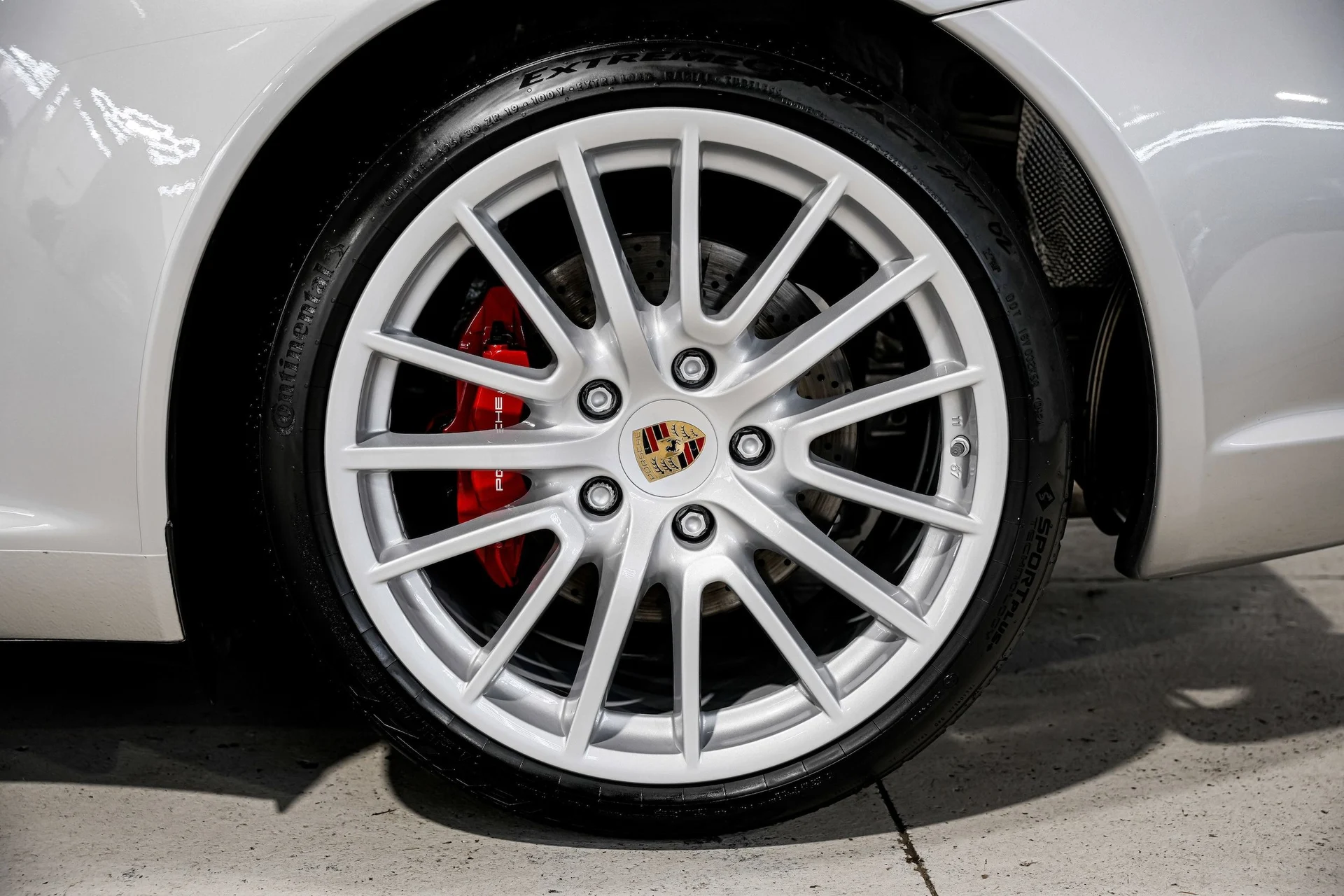 mph049_2757159820_b37b228ad2c8a57f1cccd43ed3fc175bx_06150433a6