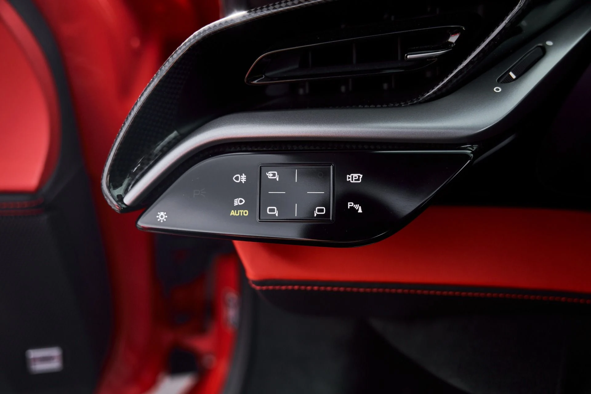 mph049_2790055998_Used_2022_Ferrari_SF_90_Spider_Base_1770767941_ae41ce3dfd