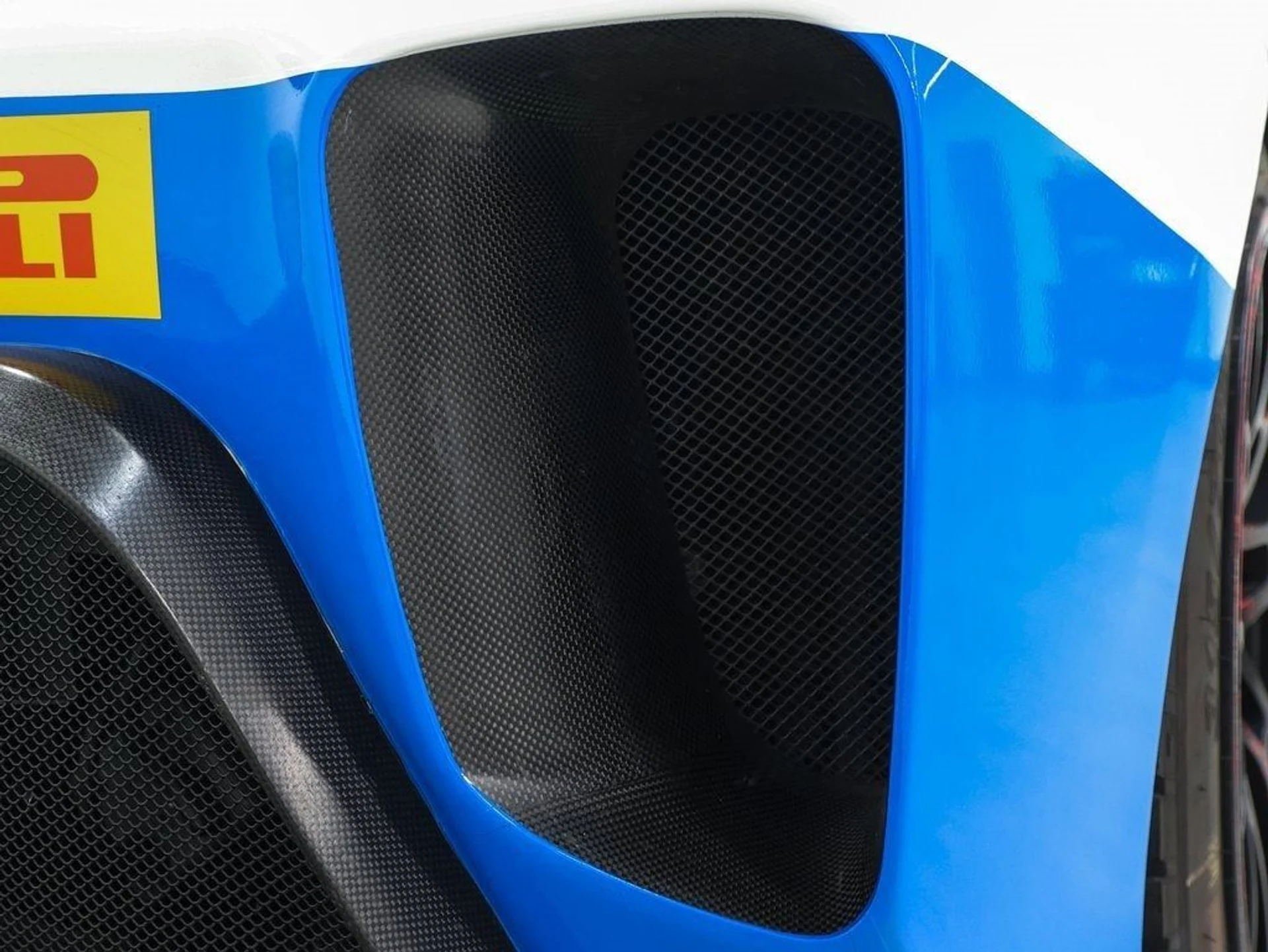 mph049_280729599_50_b211e1261e