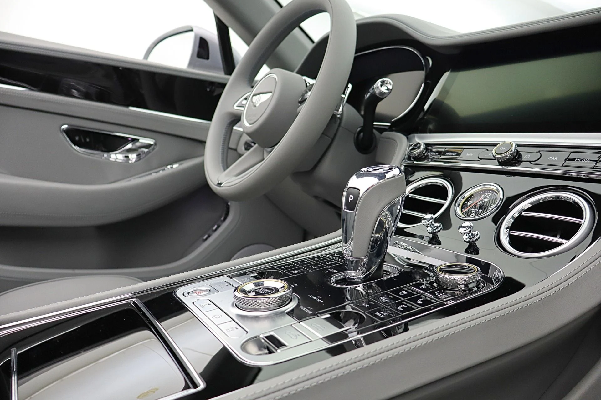 mph049_281782923_New_2026_Bentley_Continental_GTC_a10e504caf