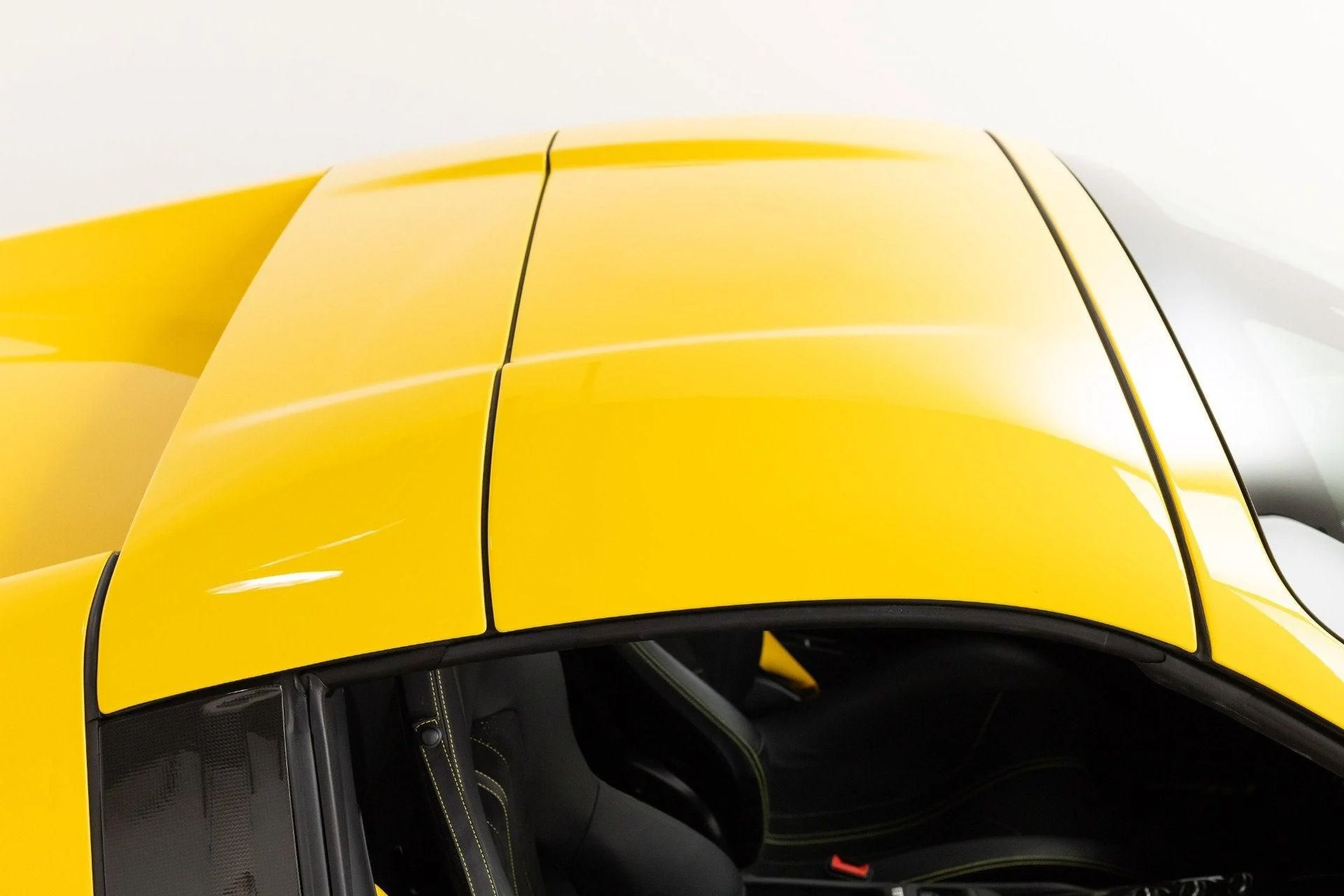 mph049_2836701695_Used_2021_Ferrari_F8_Spider_1778334416_eaa553642f