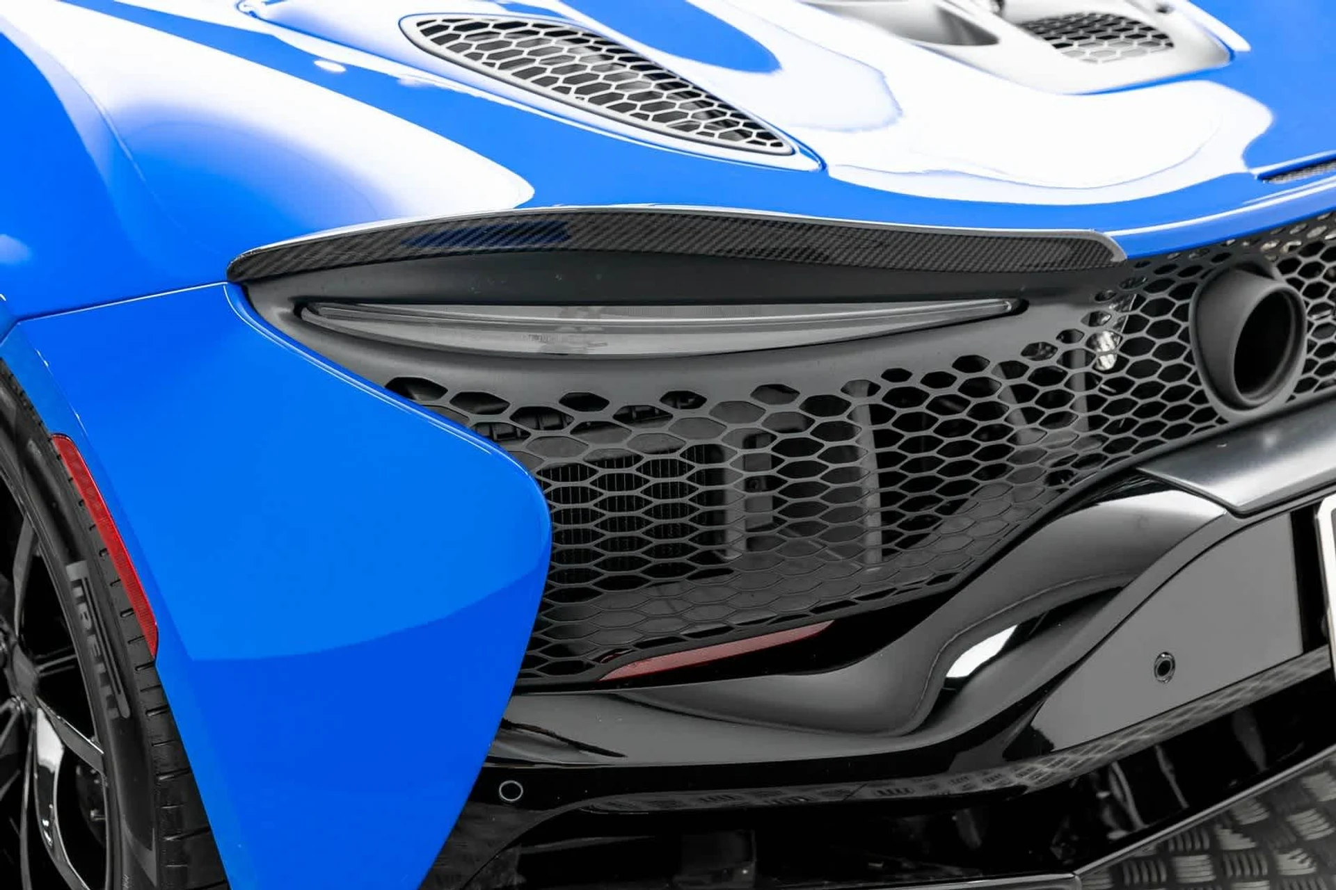 mph049_28571899_50_c6df968150