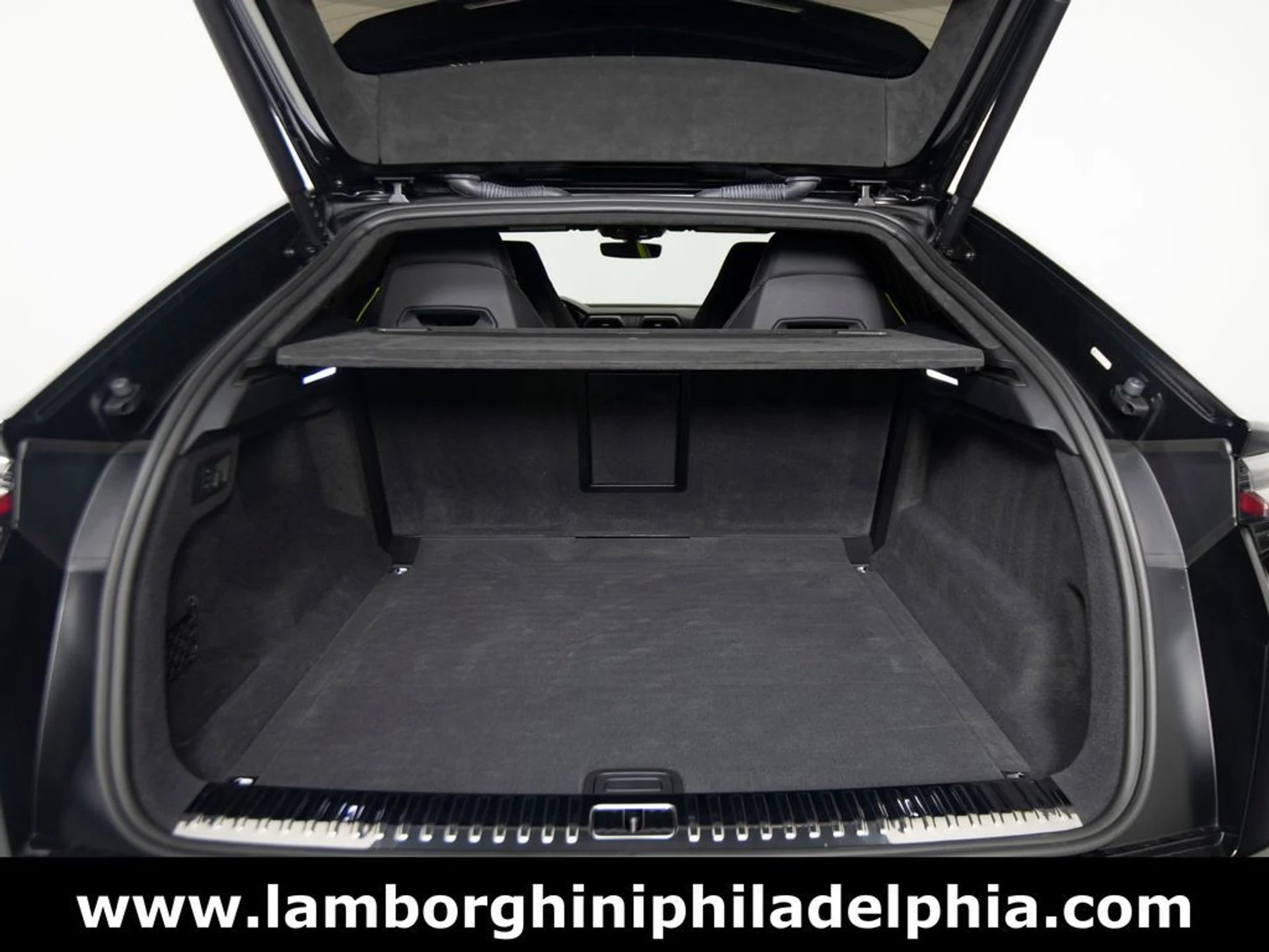 mph049_2862428233_eff4045d219c3af27da5bd822c54c785x_40dec02cb6