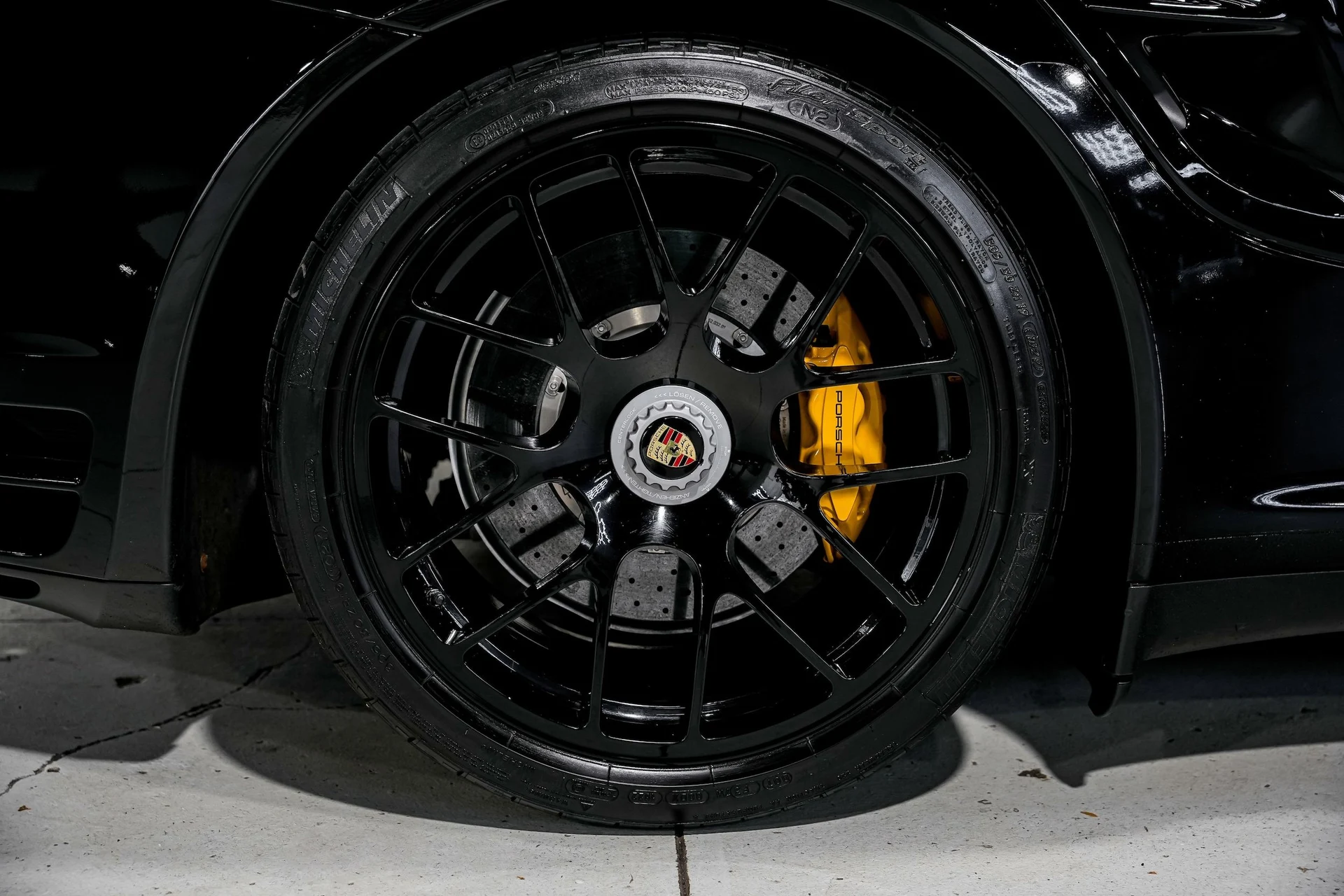 mph049_2877593466_87422fa13847025c4f2339c3cacde685x_b5a7d7ab3a