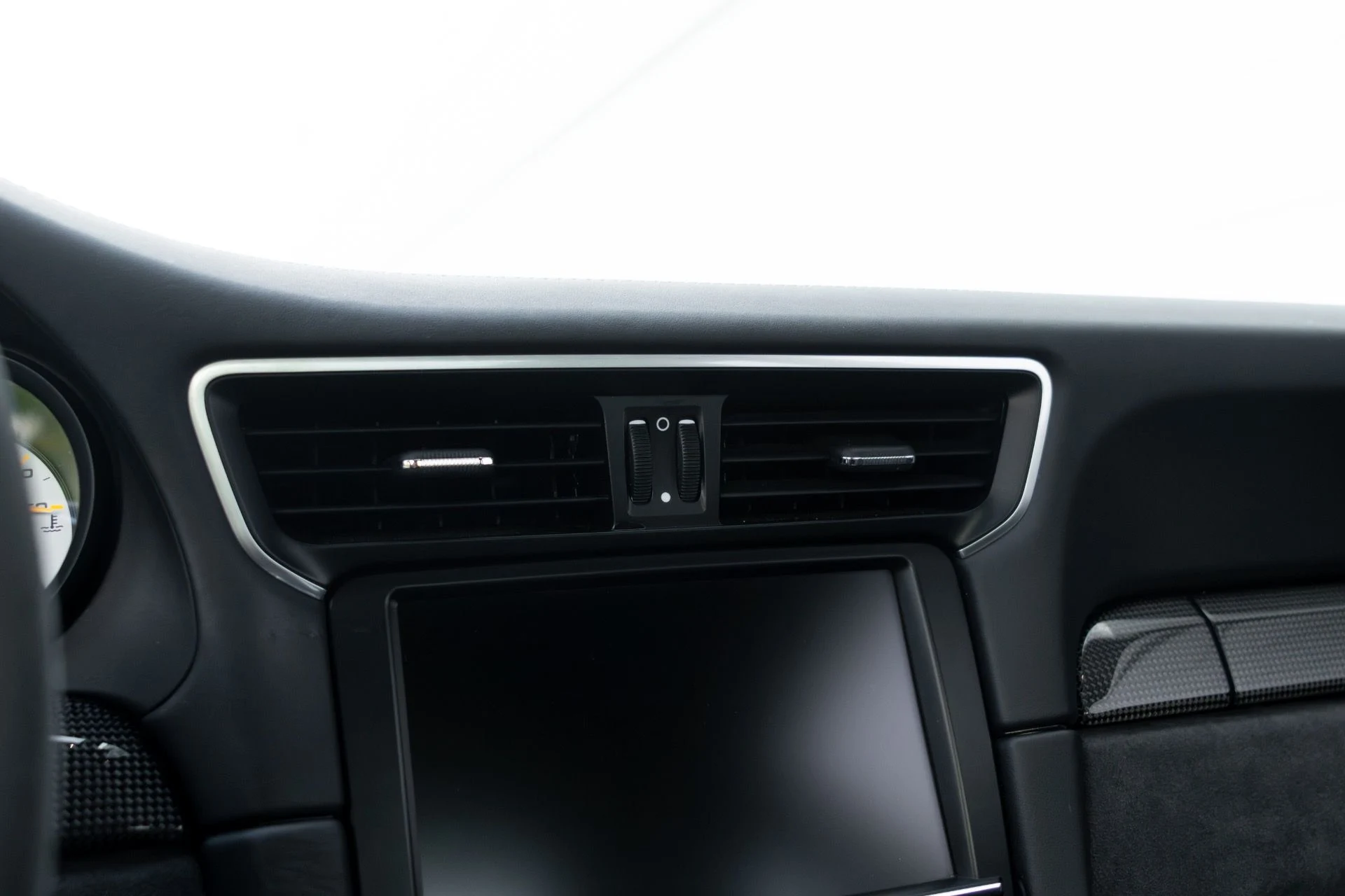 mph049_2926092092_Used_2016_Porsche_911_GT_3_RS_1761756649_88df1b290c