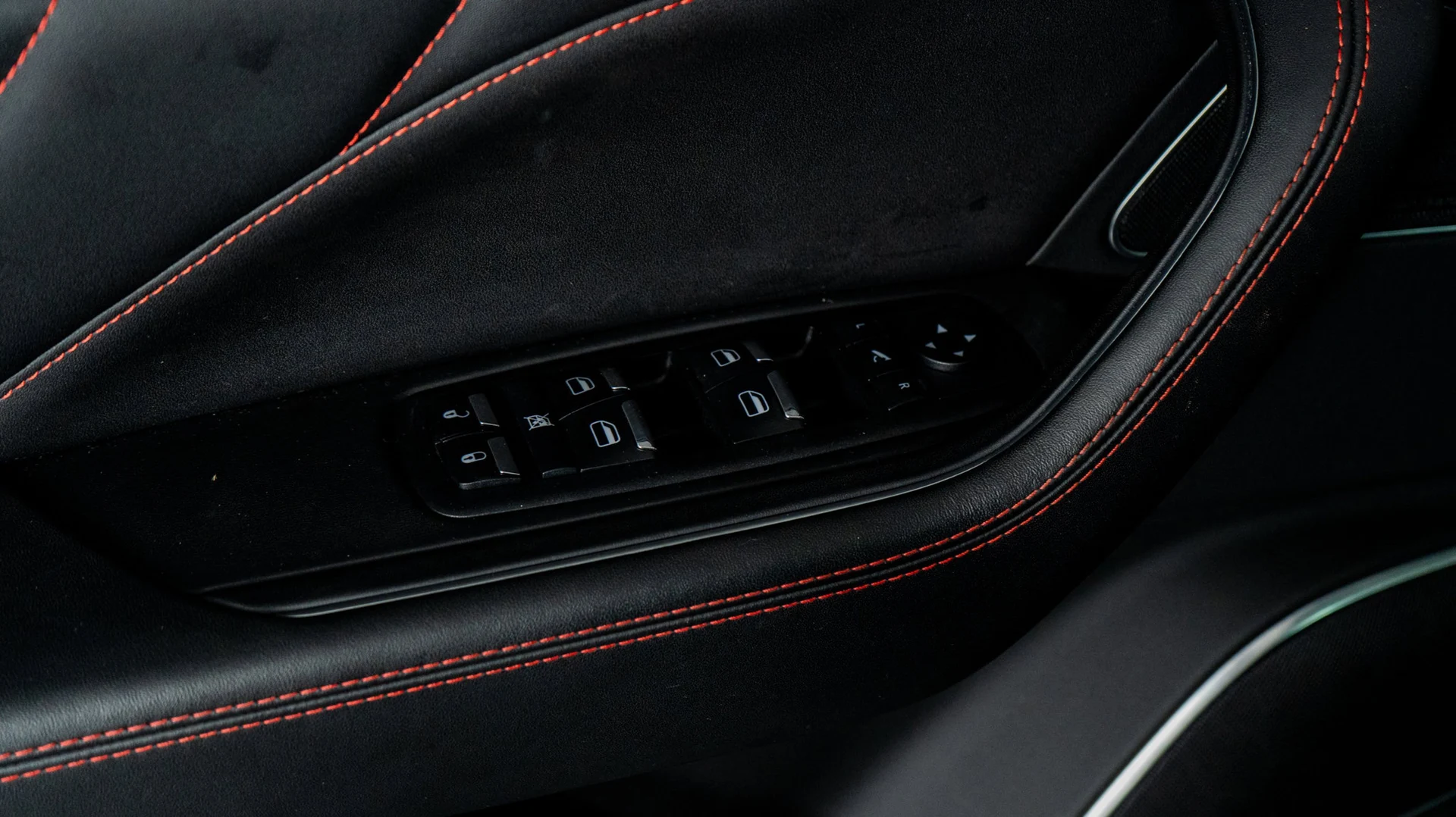 mph049_2956710807_content_homenetiol_com_2001243_2130496_0x0_63a547726a5b42bf86c9cba06e0e2265_884229578d