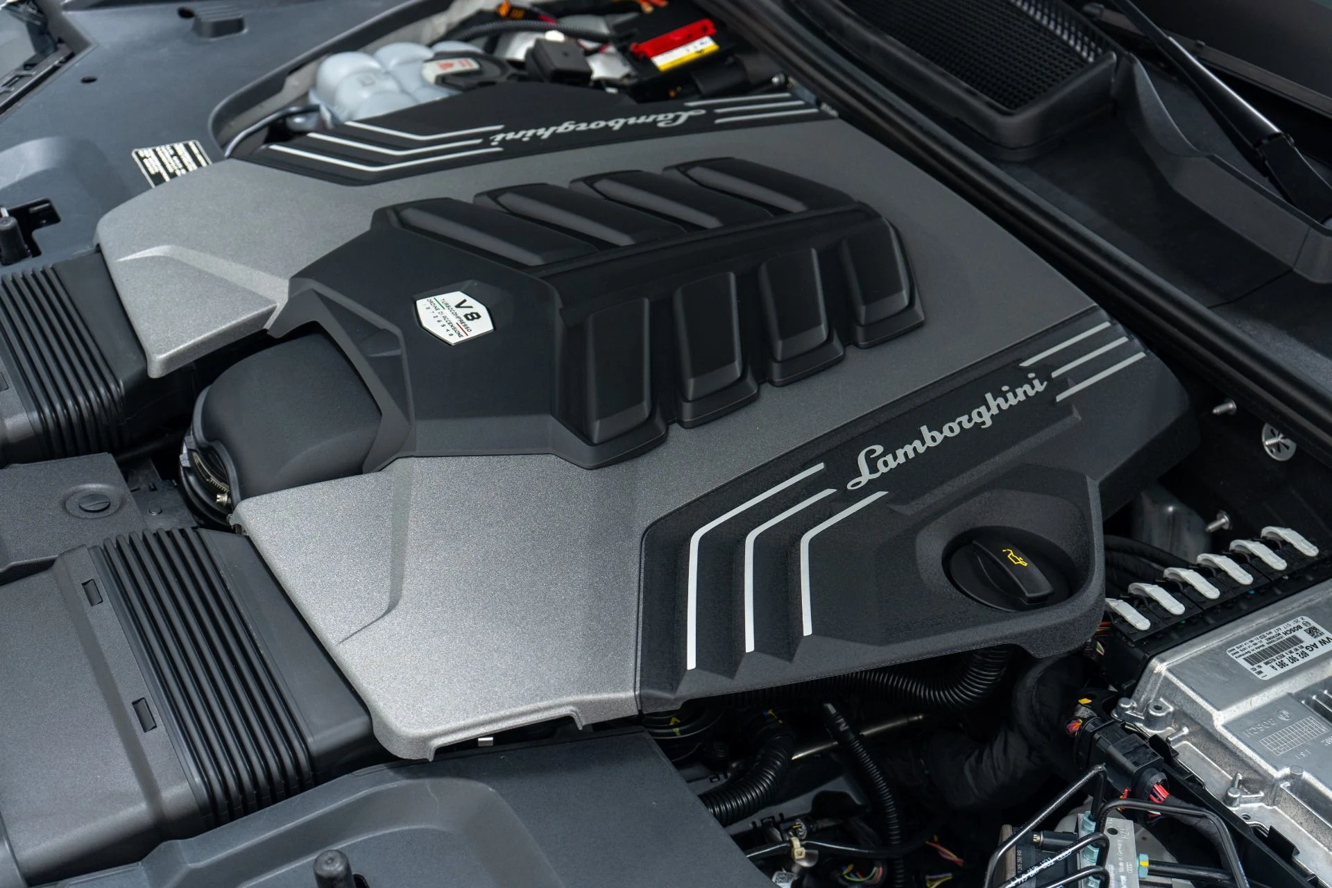 mph049_299389555_Used_2021_Lamborghini_Urus_Q_Citura_interior_Ventilated_Front_Seats_with_Massage_1772724519_0a9341af38