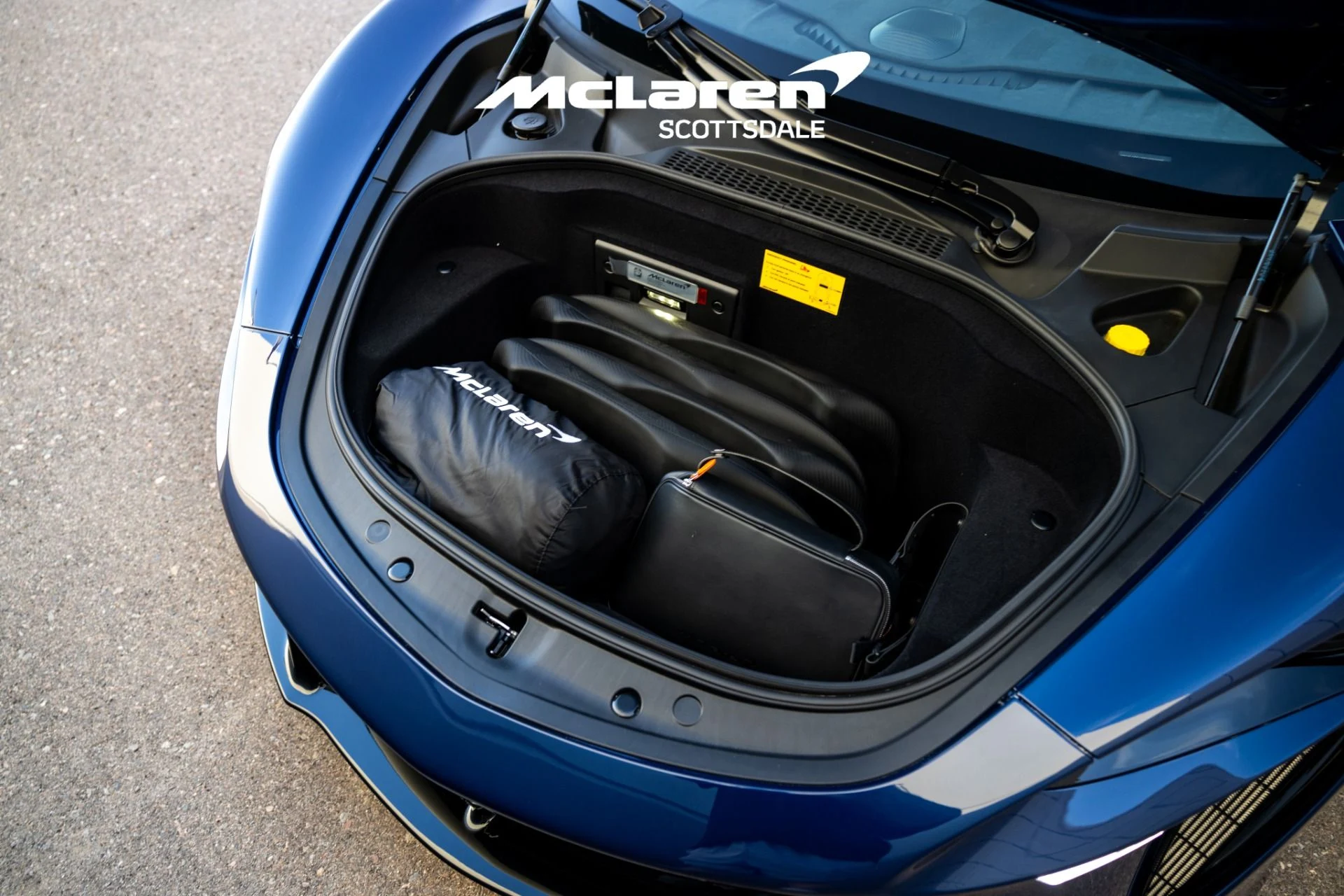 mph049_2996464030_Used_2025_MCLAREN_ARTURA_SPIDER_1729282300_f6c7bae6d1