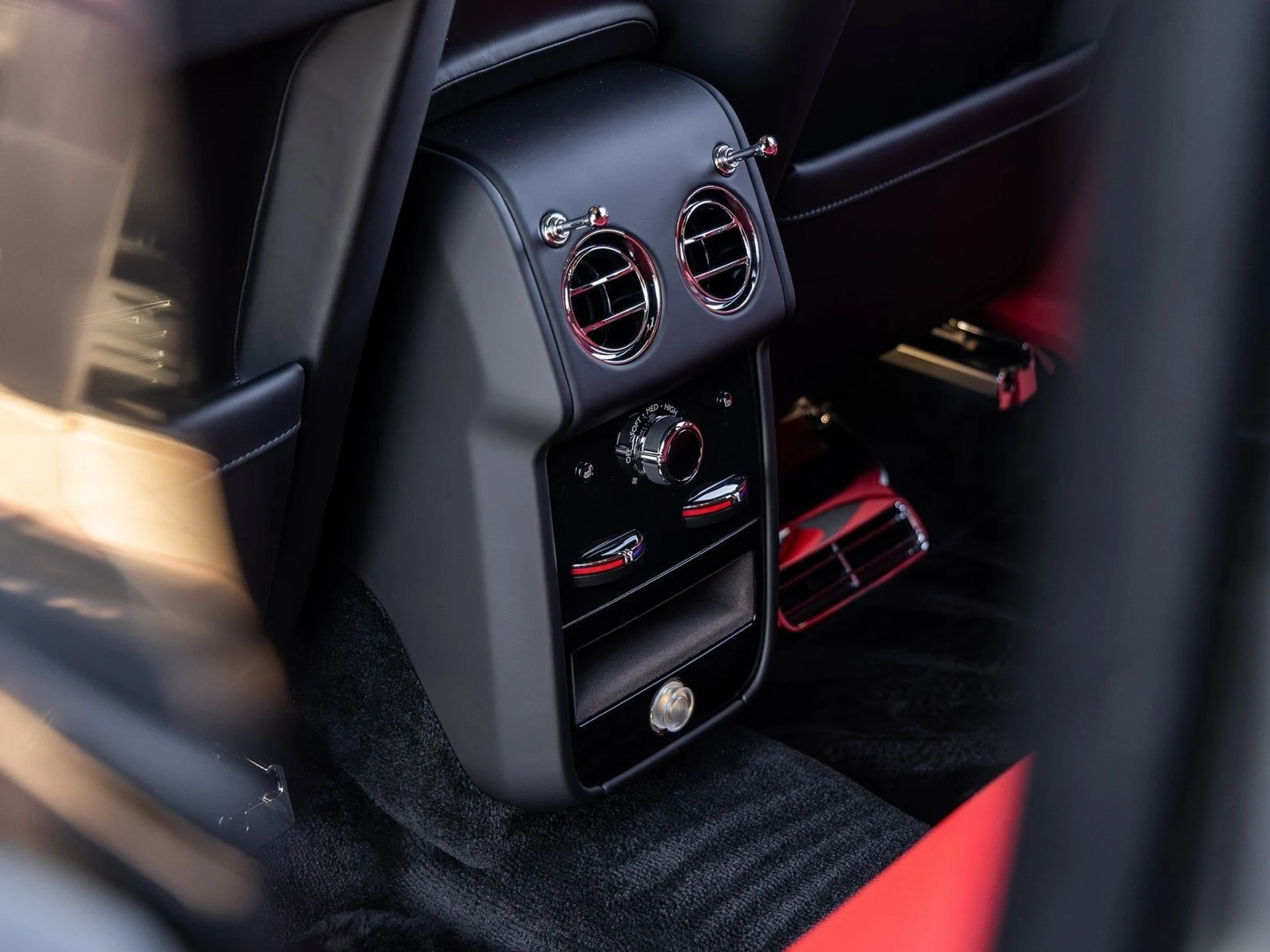 mph049_299761629_50_cfd4b03148