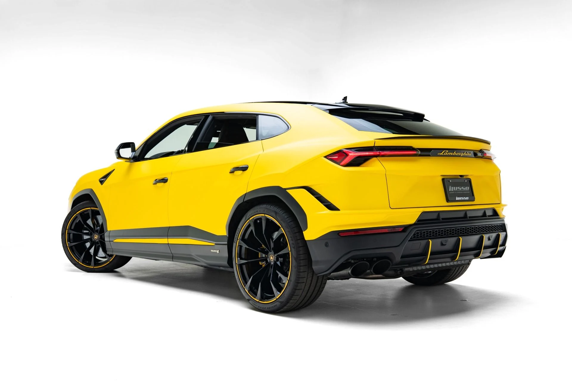 mph049_3000991909_Used_2024_Lamborghini_Urus_S_1778704794_c18a0ec1c3