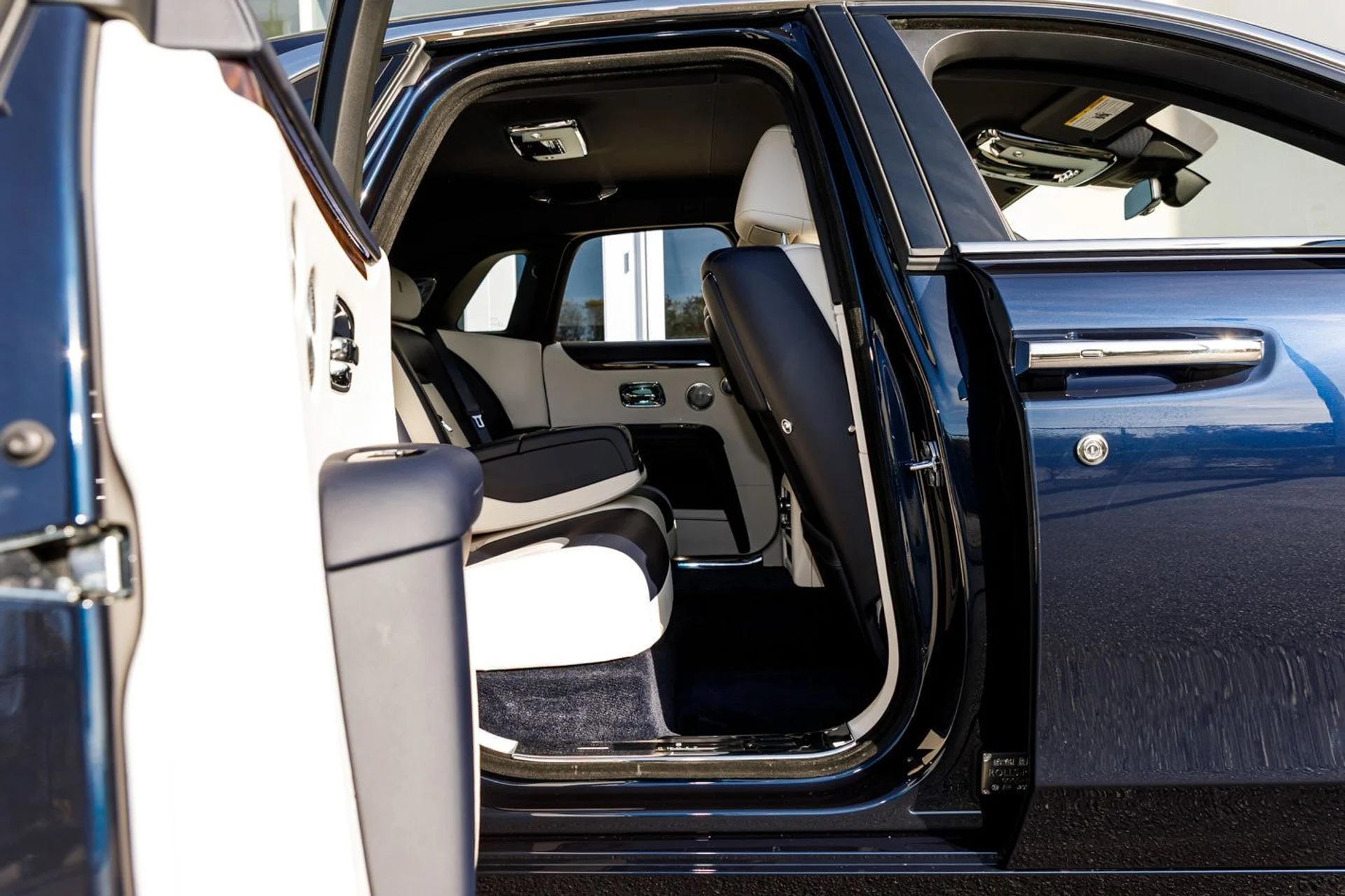 mph049_3004527372_e1503614fedbcdf8ae619f7fca3a1328x_8c4121c88c