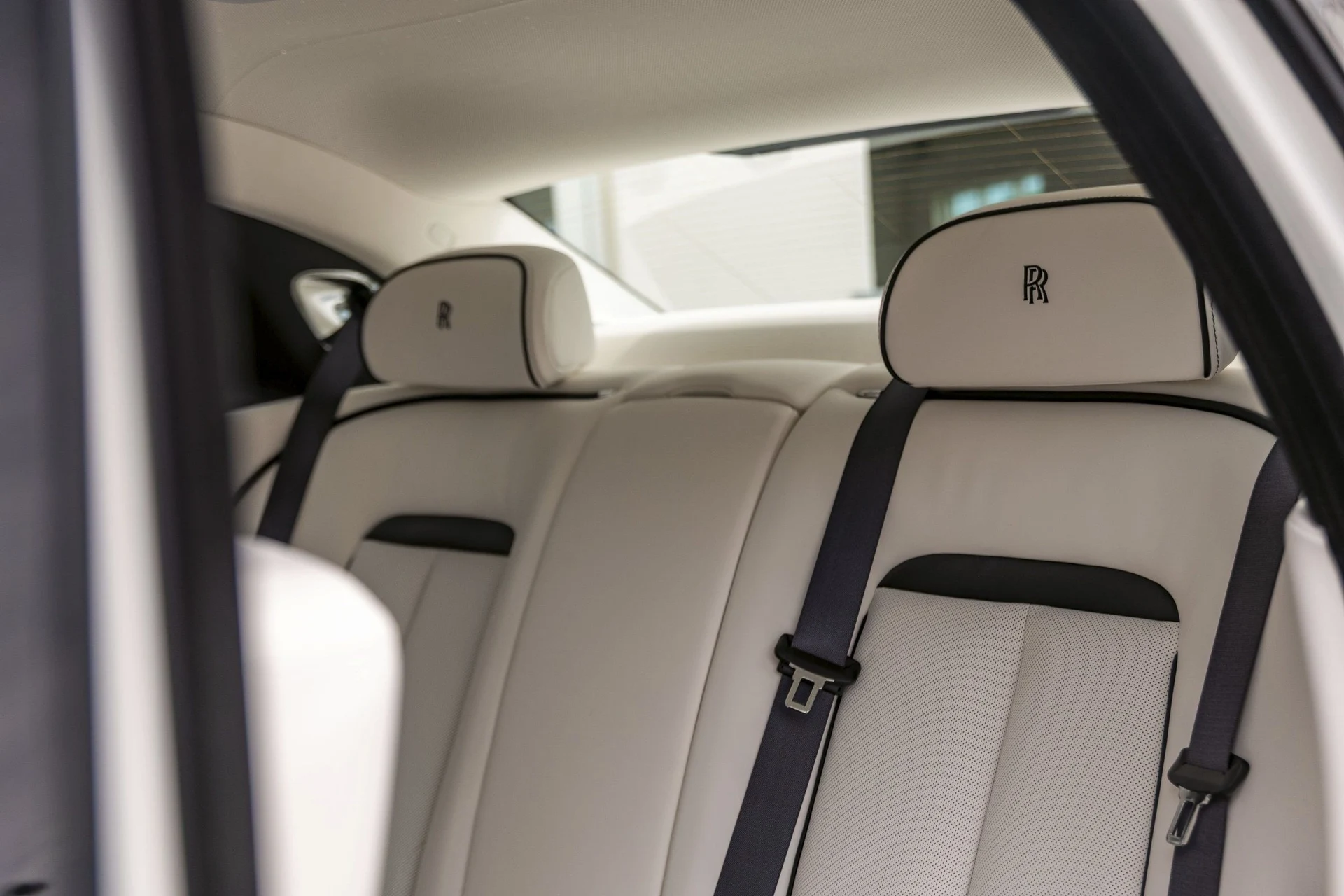 mph049_3008206168_Hi_Tech_Luxury_Imports_LLC_SCA_13_GZ_09_TU_235637_image_49_fcff2c45d1