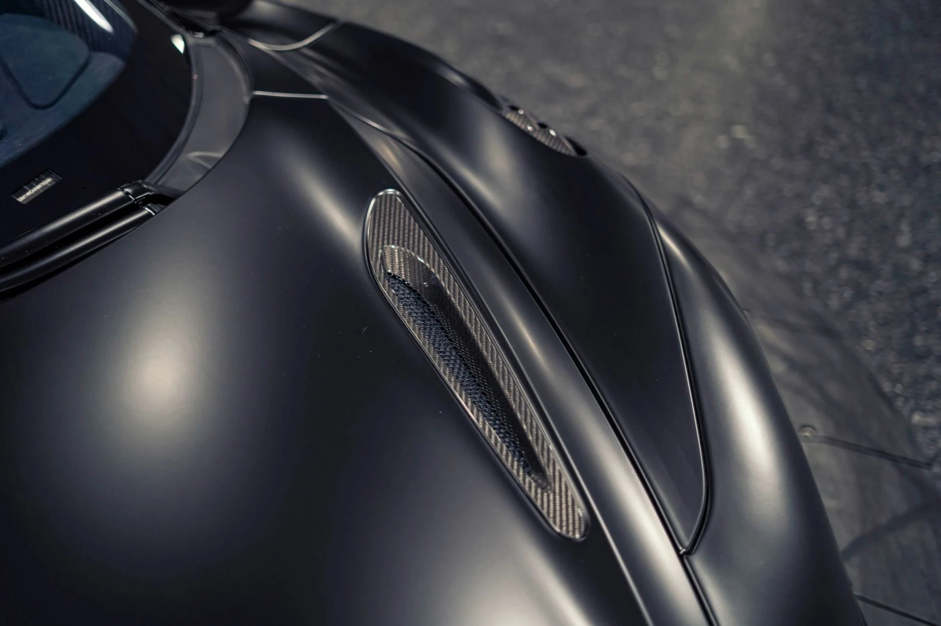 mph049_3016302120_Used_2021_Mc_Laren_765_LT_568000_MSRP_Chicane_Grey_Carbon_Roof_Scoop_1779213543_89d770c9b6