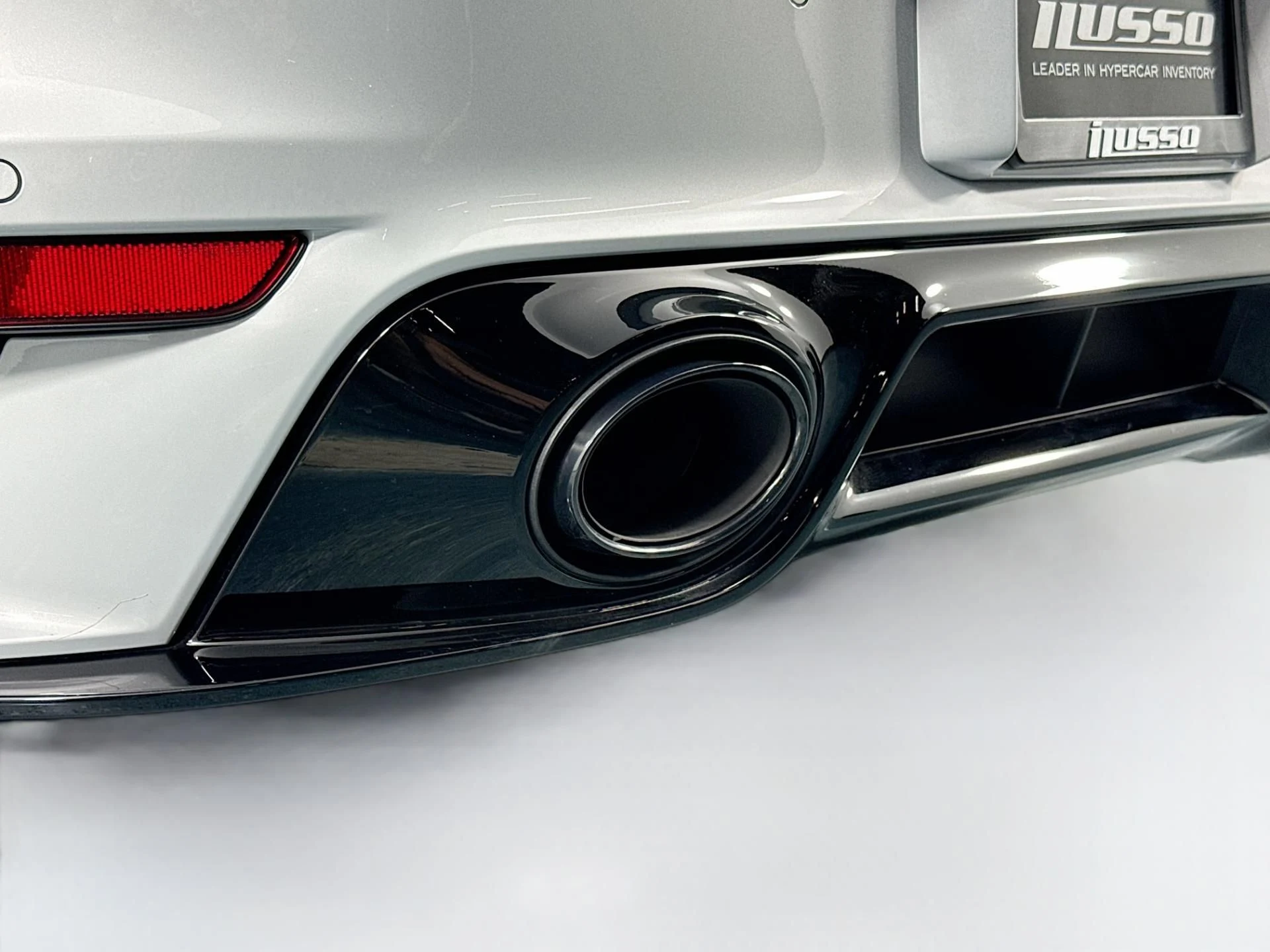 mph049_3040991207_Used_2025_Porsche_911_Turbo_S_1784676765_c3fac5e3f8